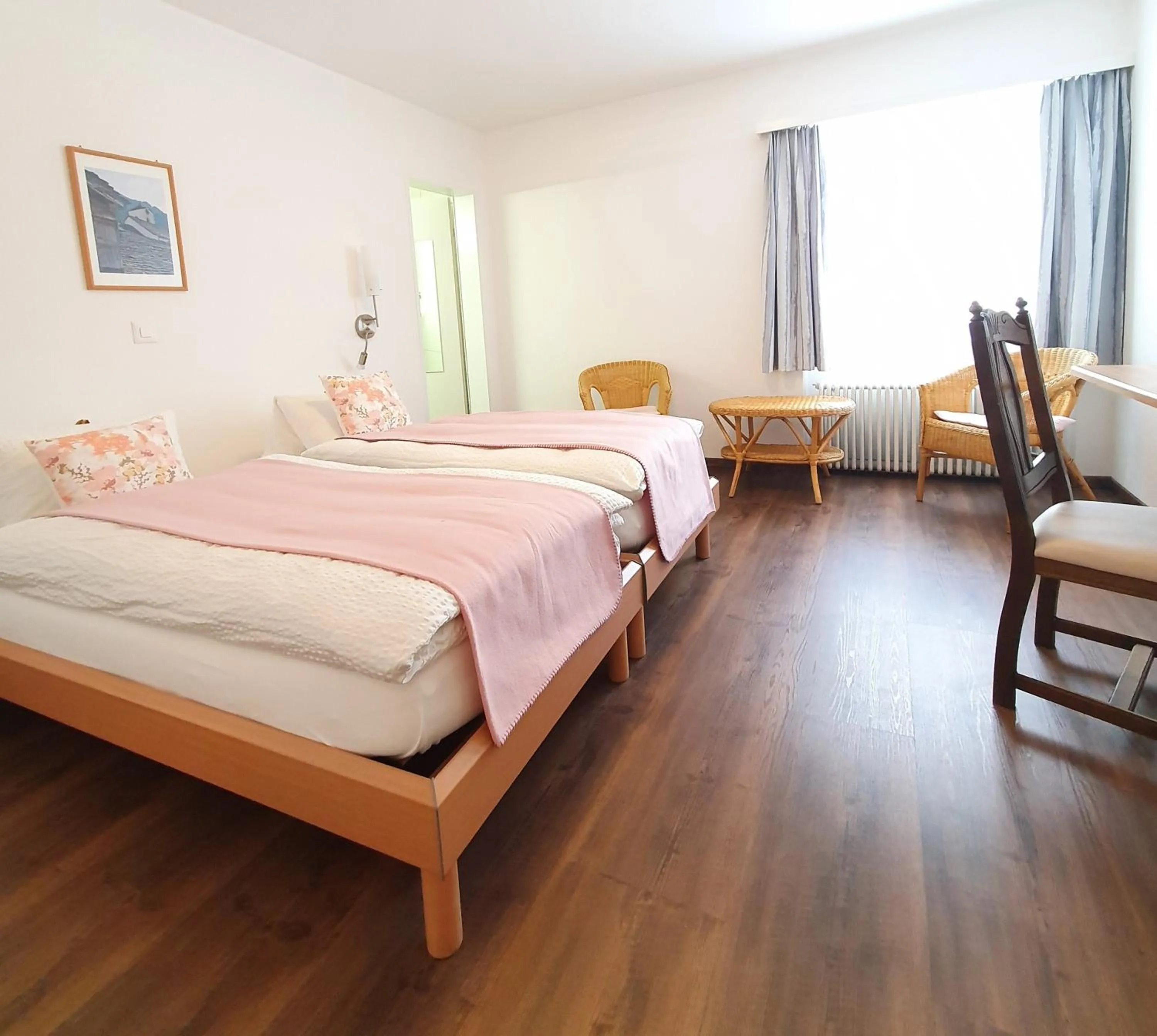 Photo of the whole room, Bed in Hotel-Restaurant Grina