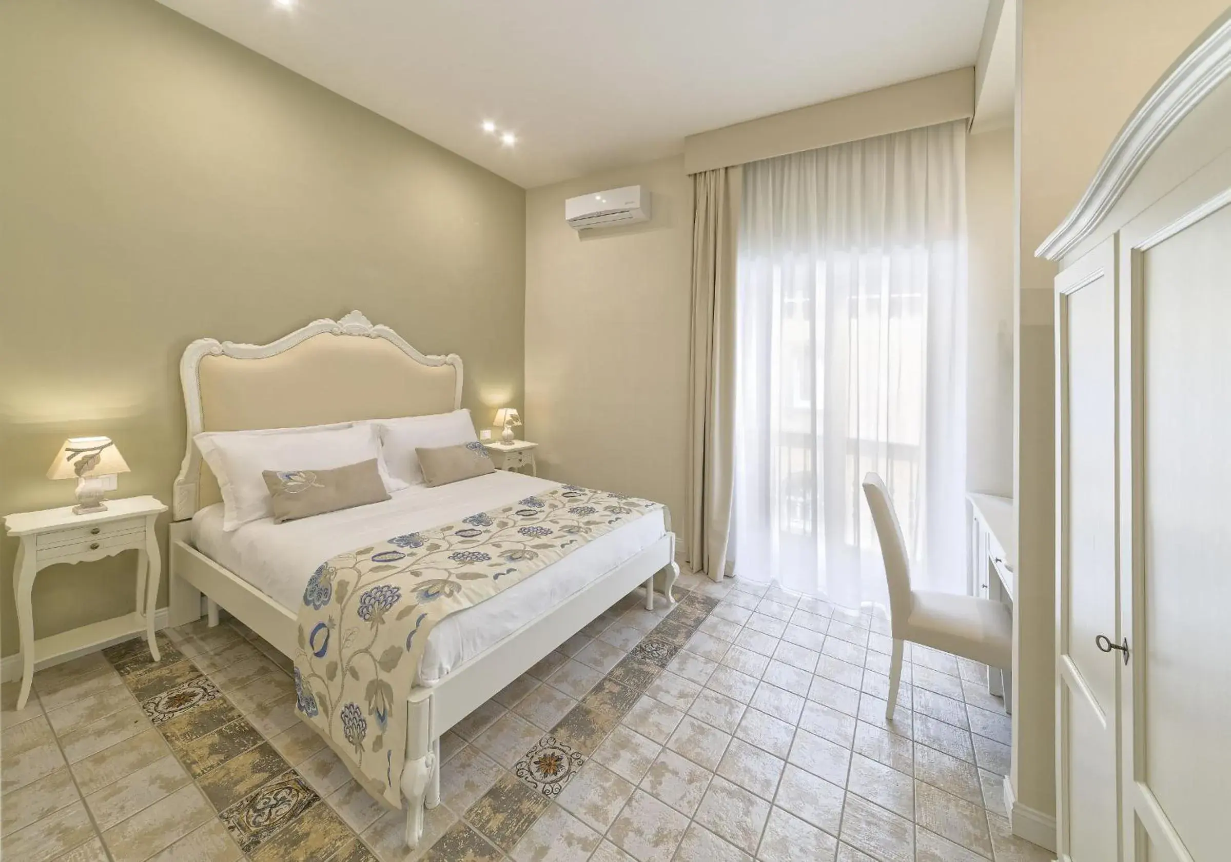 Bed in Certosa Suite Bed in Certosa Suite