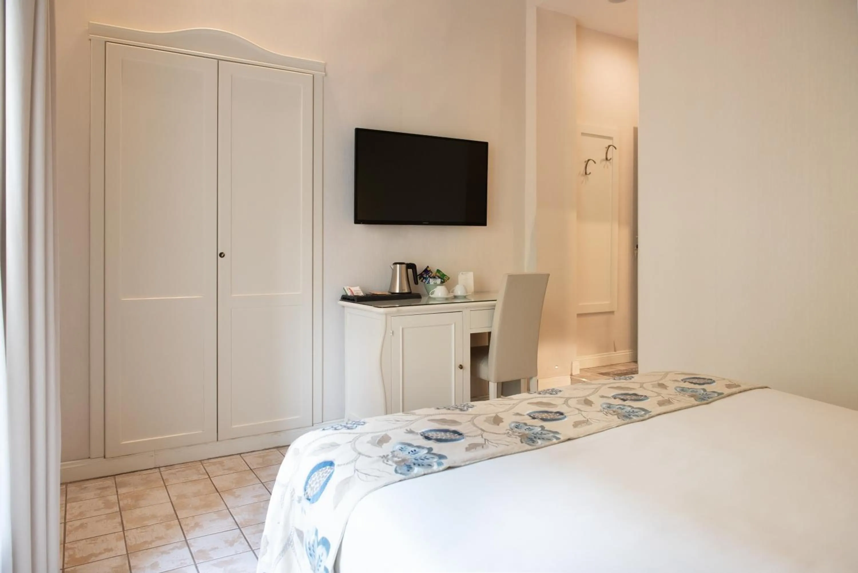 Bed in Certosa Suite