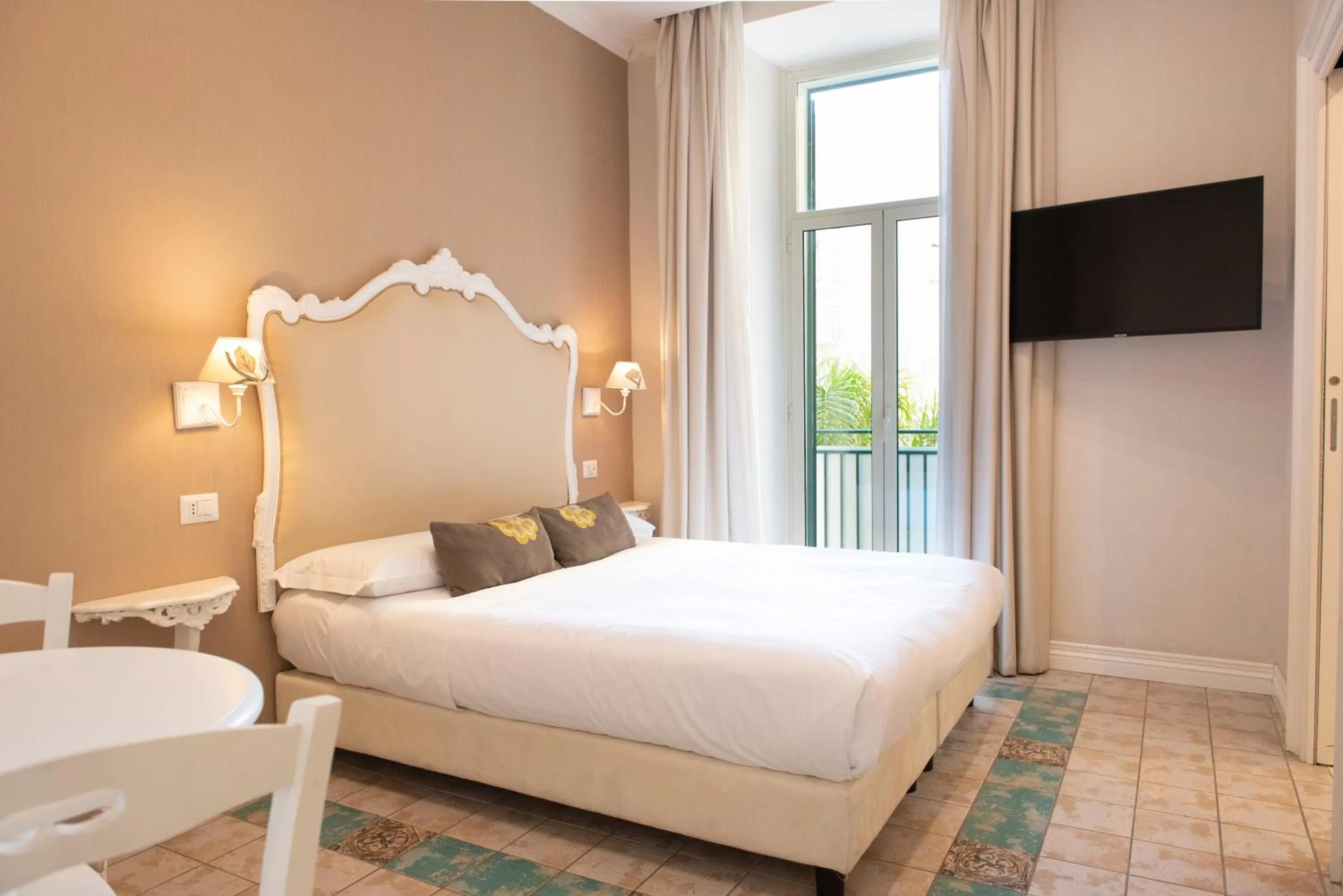 TV and multimedia, Bed in Certosa Suite