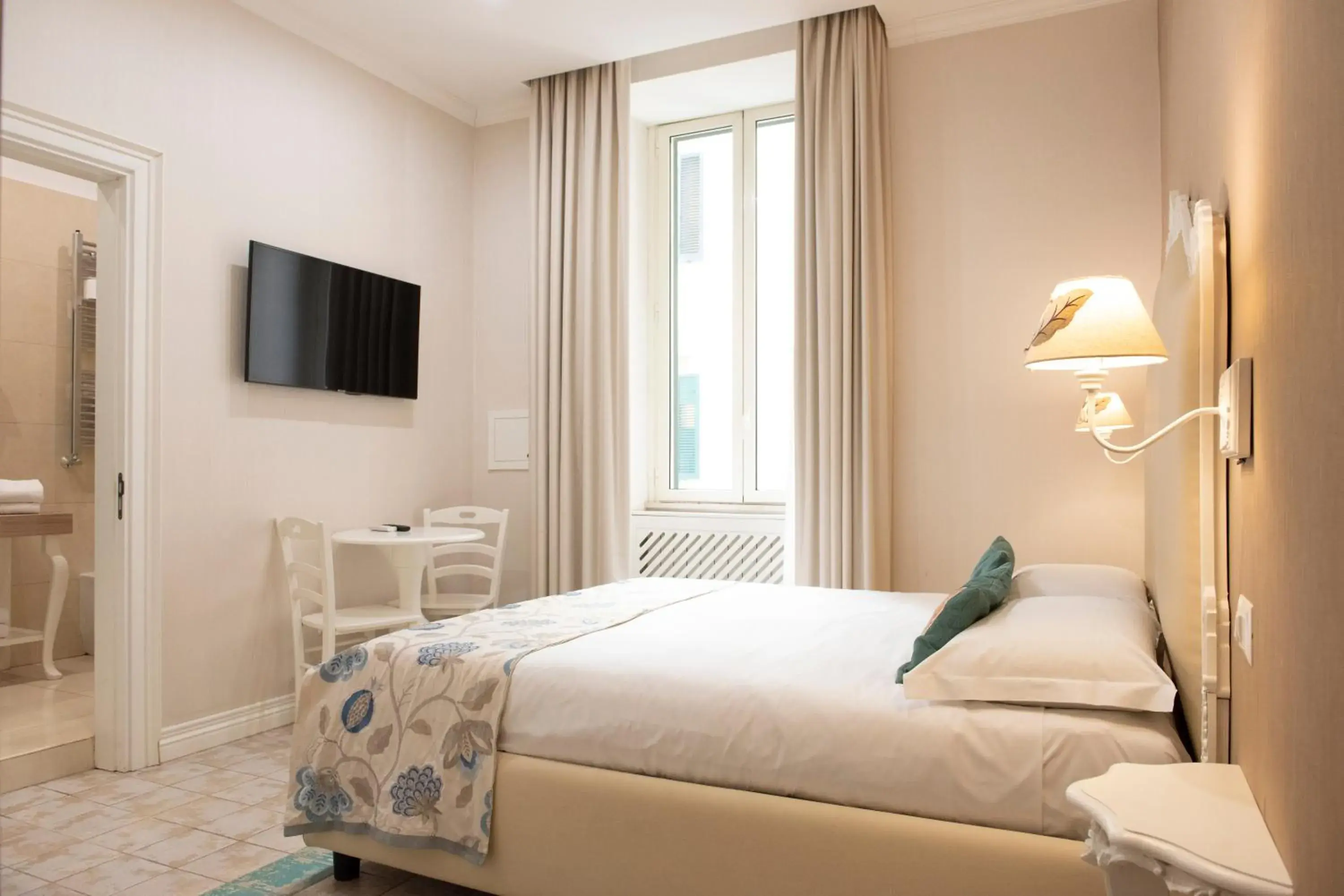 Photo of the whole room, Bed in Certosa Suite Photo of the whole room, Bed in Certosa Suite