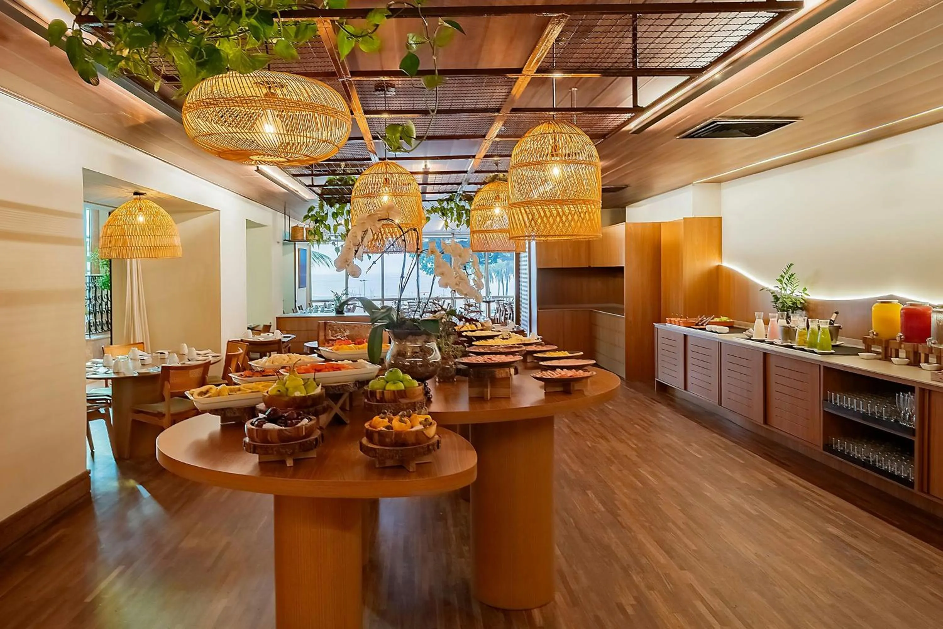 Restaurant/places to eat in JW Marriott Rio de Janeiro