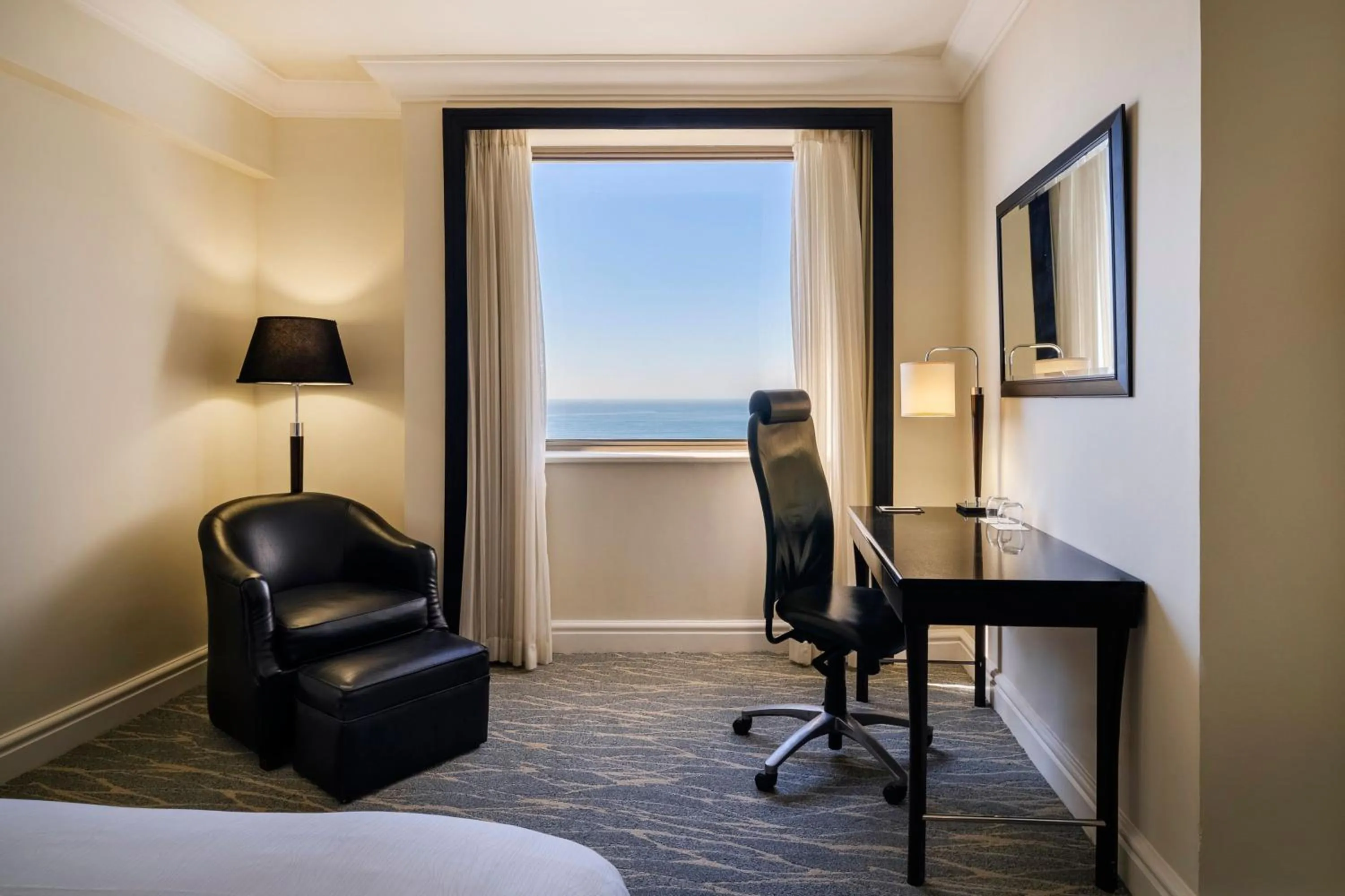 Photo of the whole room in JW Marriott Rio de Janeiro