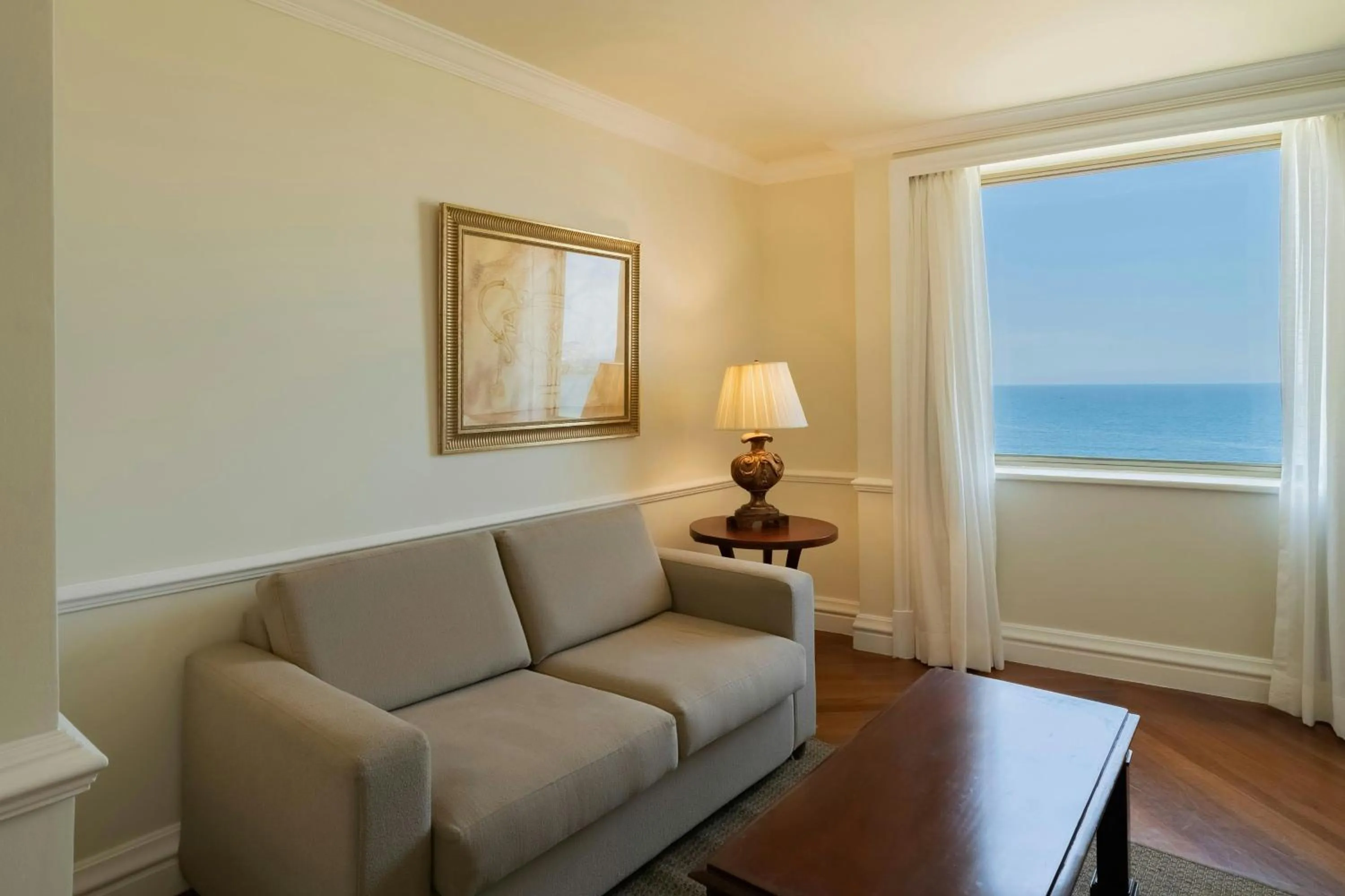 Photo of the whole room in JW Marriott Rio de Janeiro