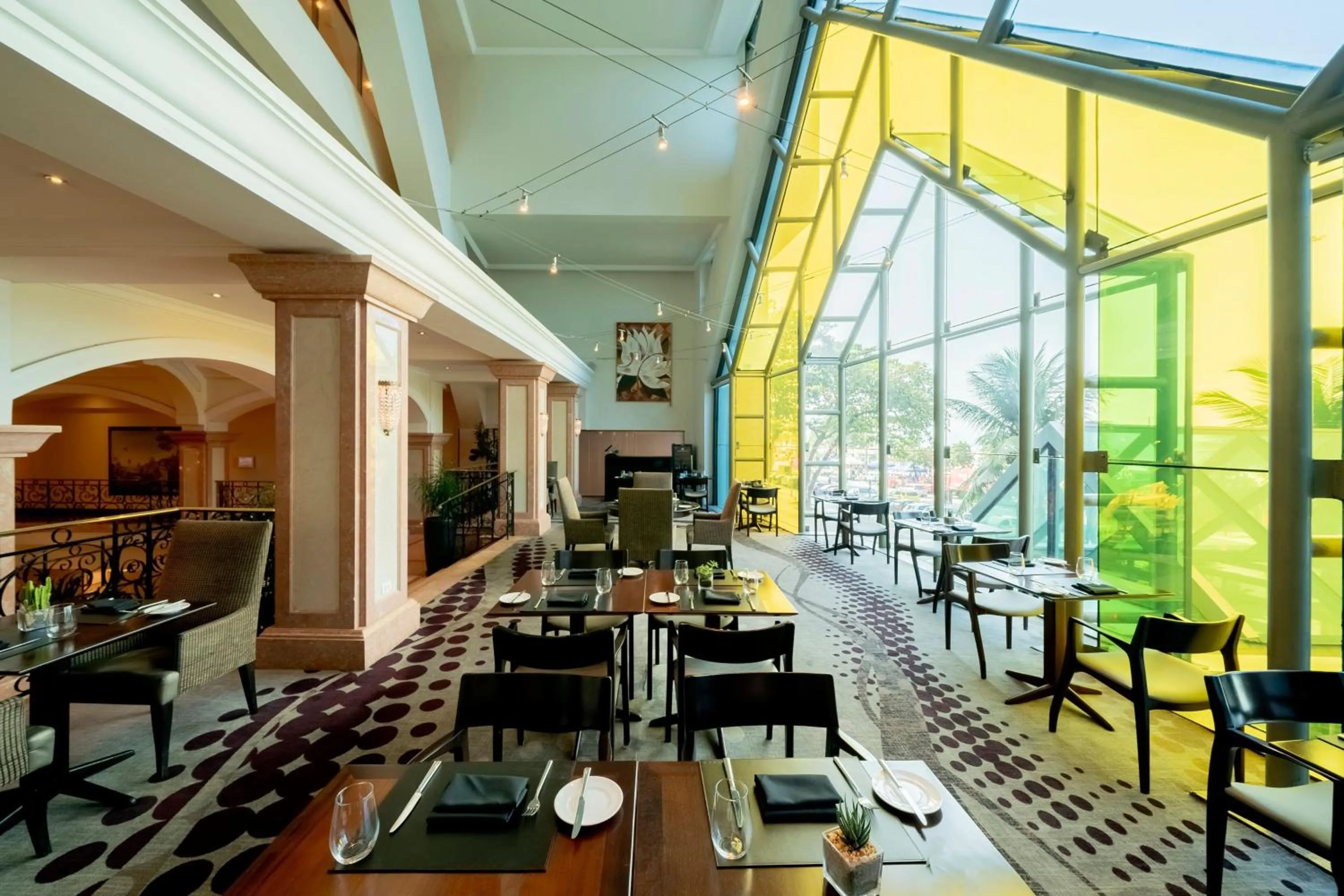 Restaurant/places to eat in JW Marriott Rio de Janeiro