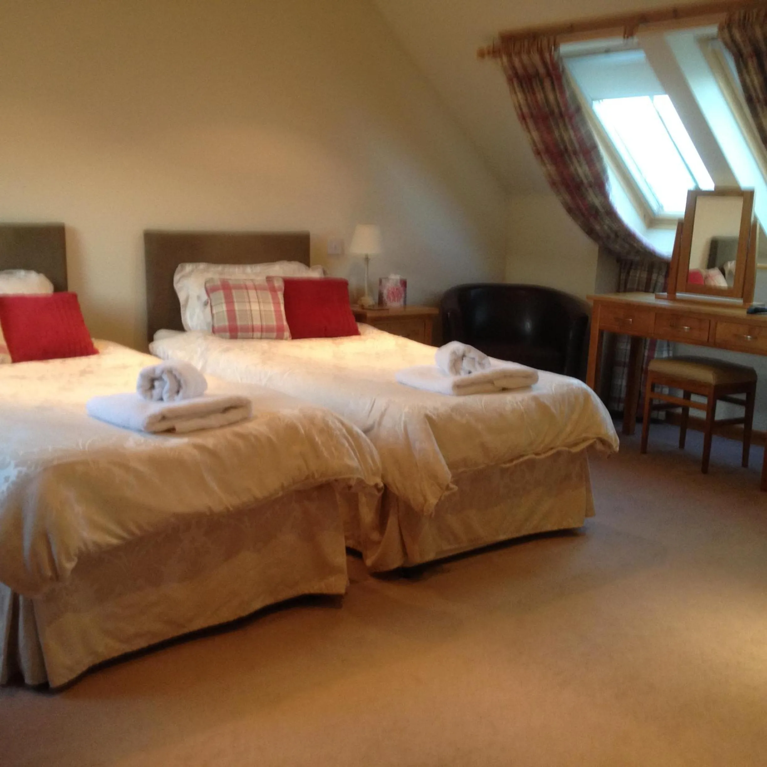 Twin Room with Private Bathroom - single occupancy in Chapel of Barras B&B