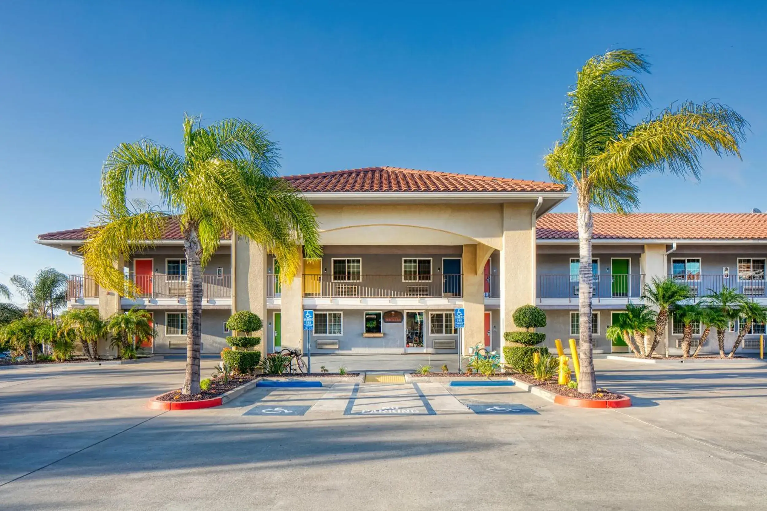 Property building in Signature Temecula Property building in Signature Temecula