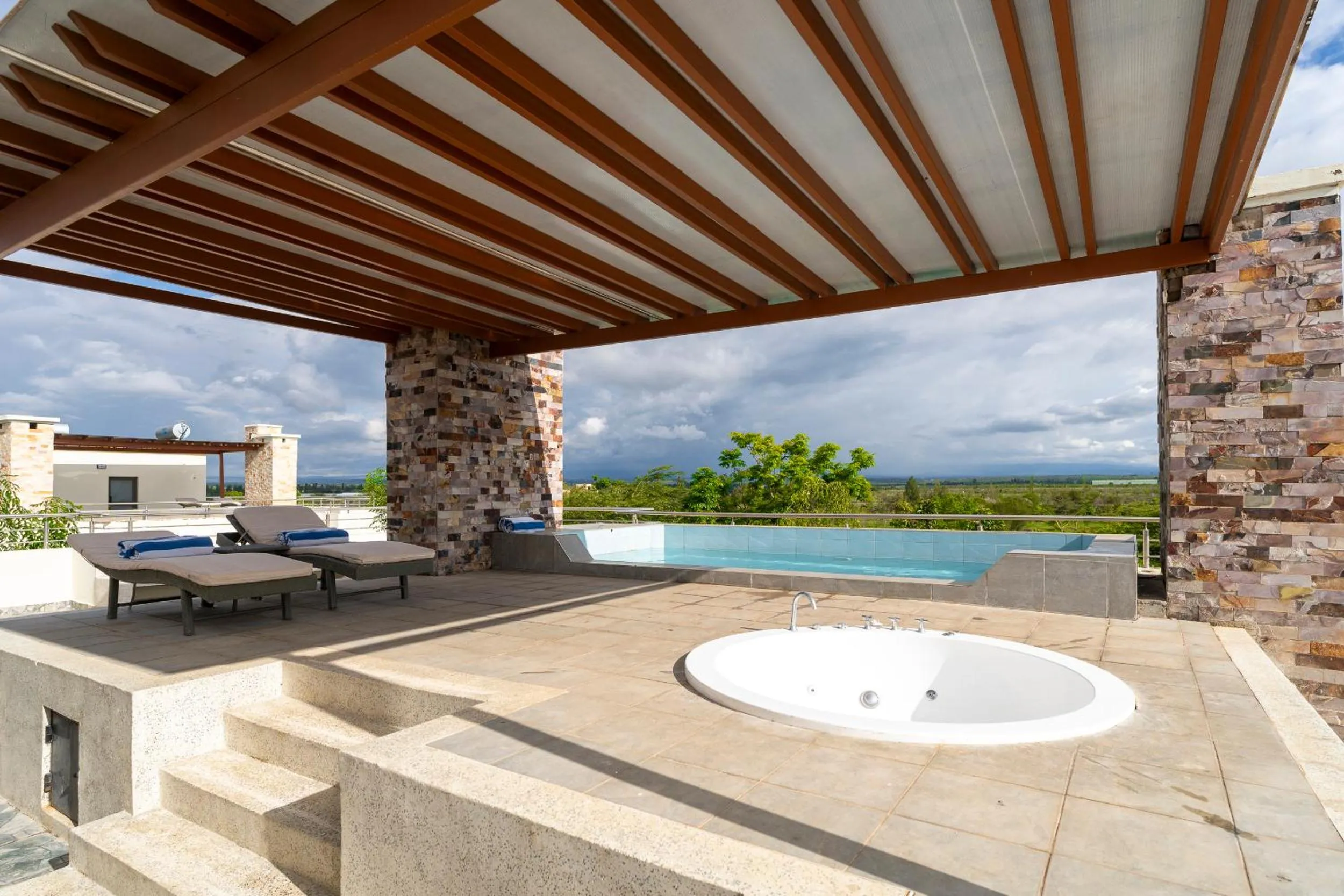 Pool view in Maiyan Nanyuki