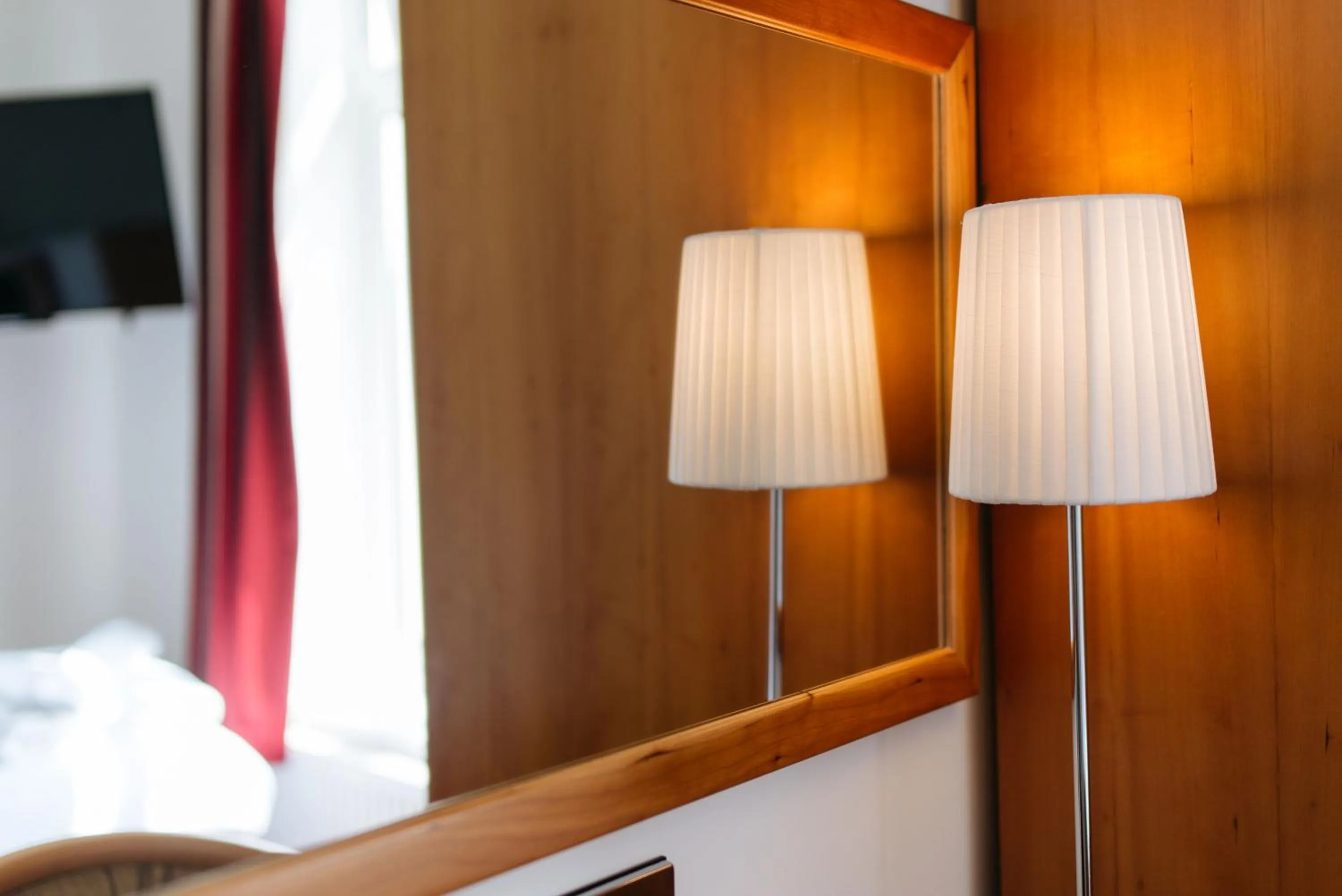 Decorative detail, Bed in The Queens Hotel