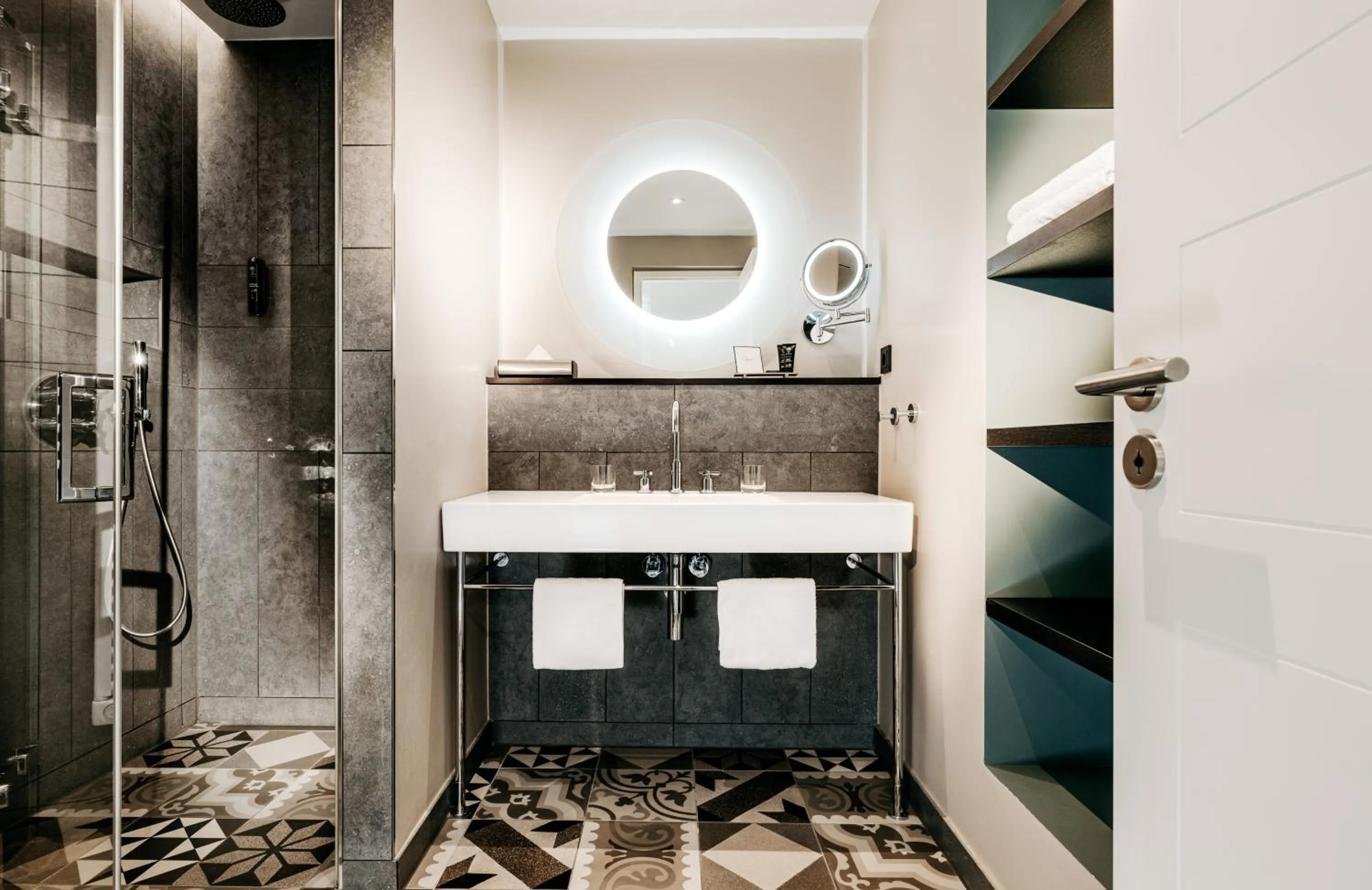 Shower in Hotel am Ochsentor