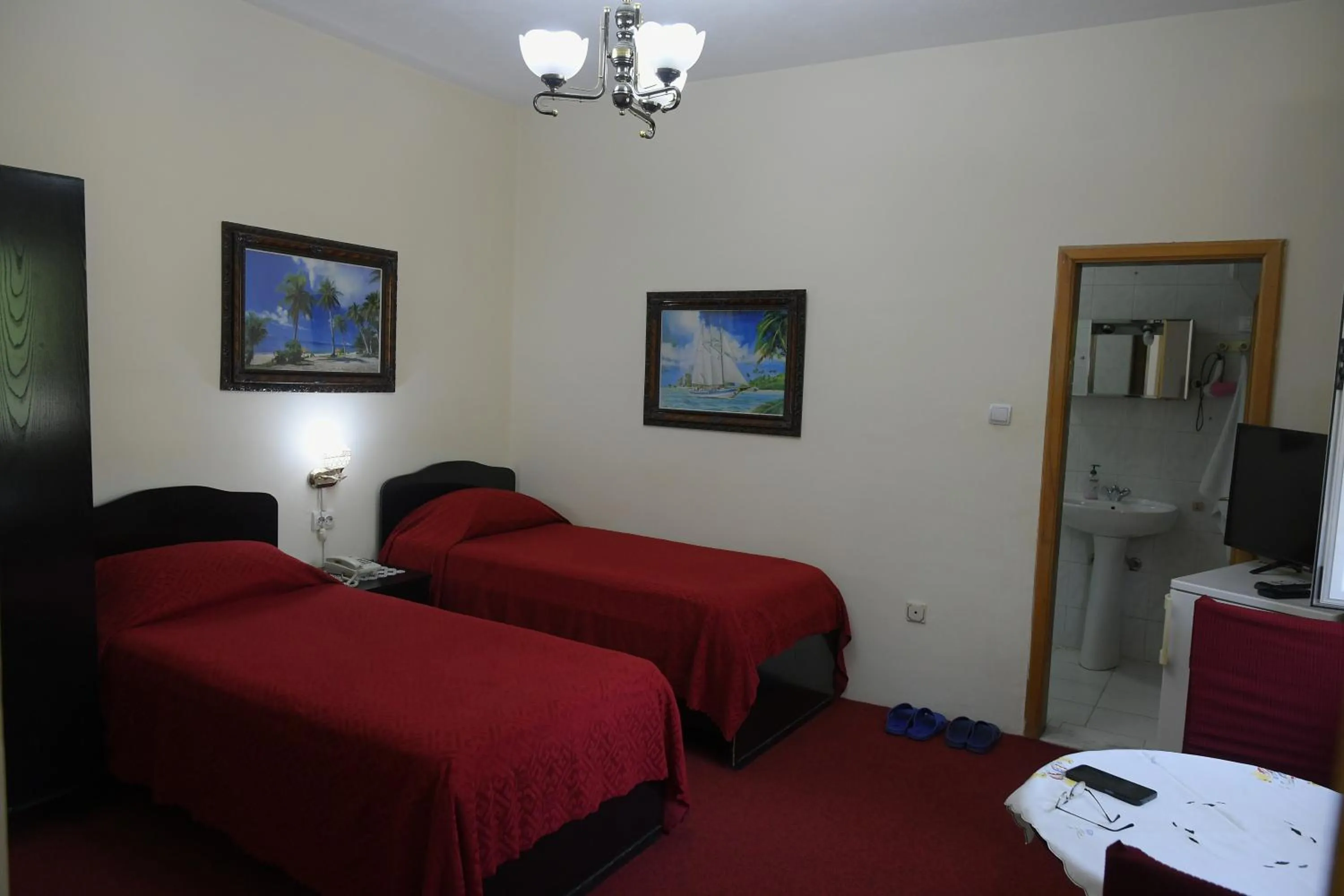 Bed in Hotel HAXHIU