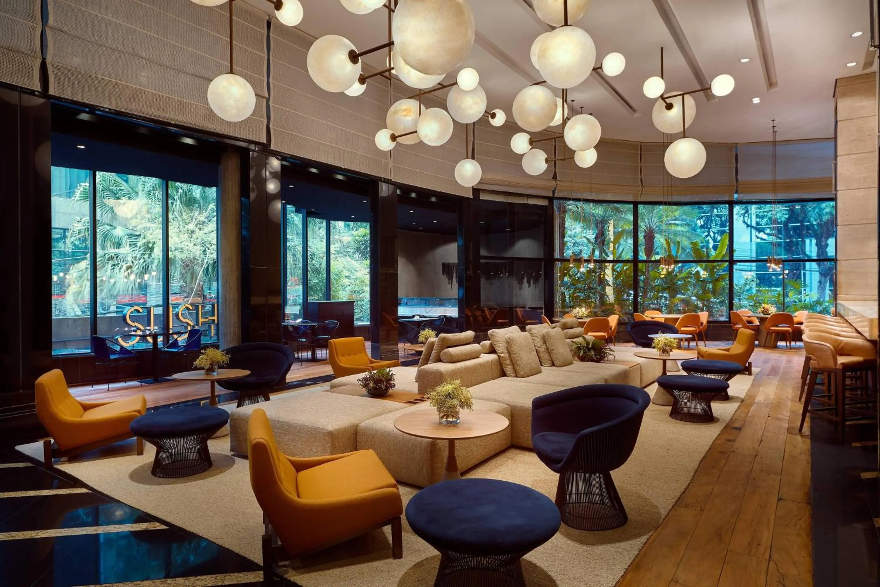 Lounge or bar in Renaissance São Paulo Hotel