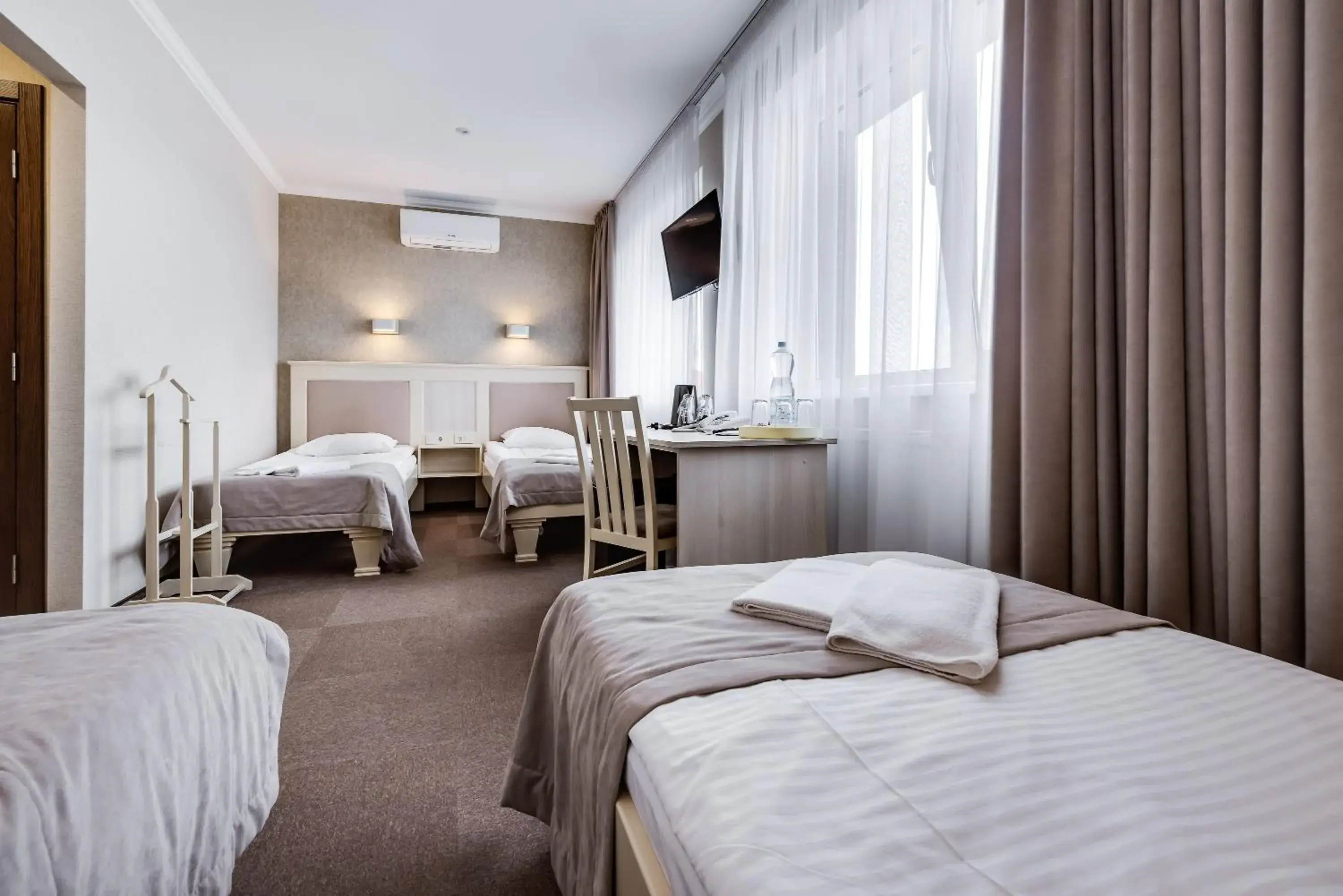 Quadruple Room in Hotel Korona Quadruple Room in Hotel Korona