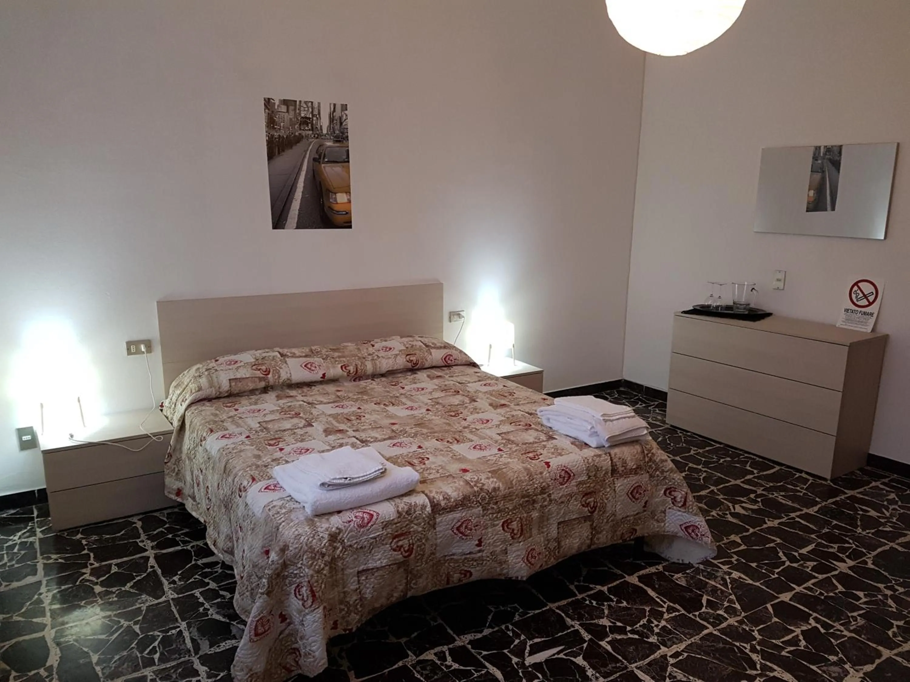 Photo of the whole room, Bed in B&B Buscemi