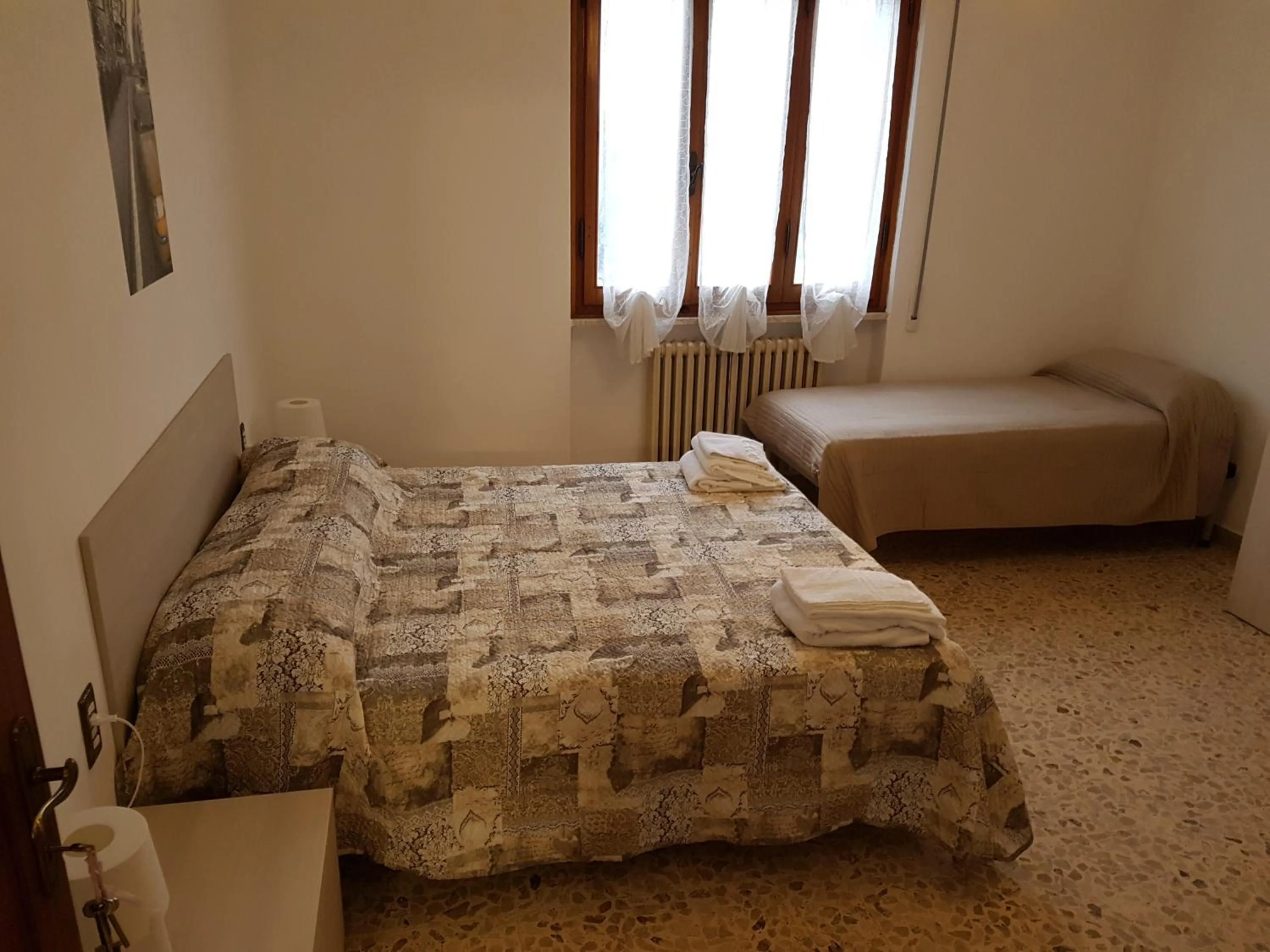 Photo of the whole room, Bed in B&B Buscemi
