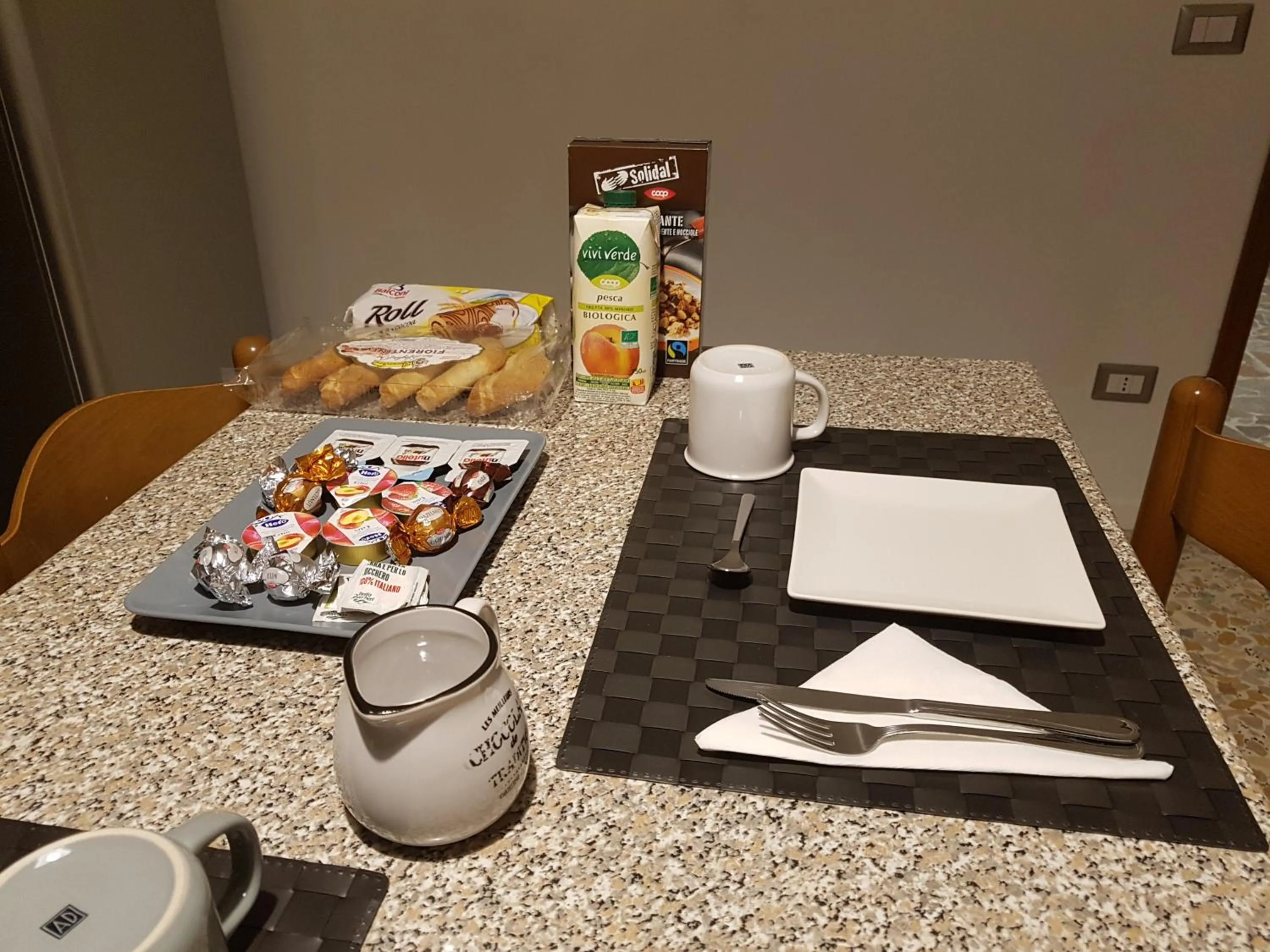 Food and drinks in B&B Buscemi