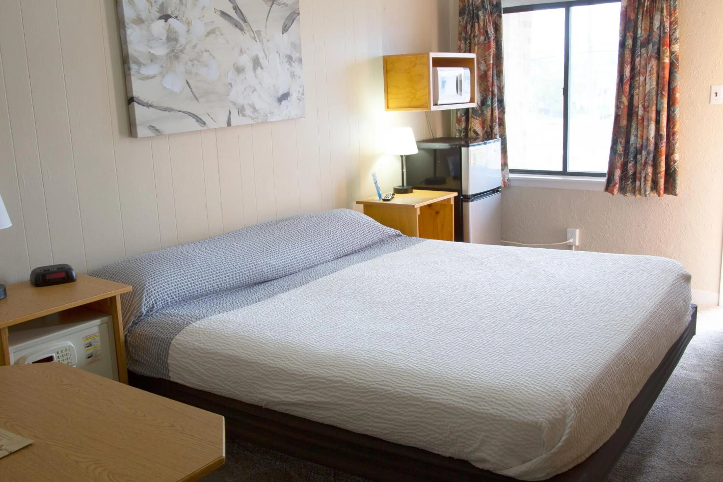 Bed in Florentine Family Motel