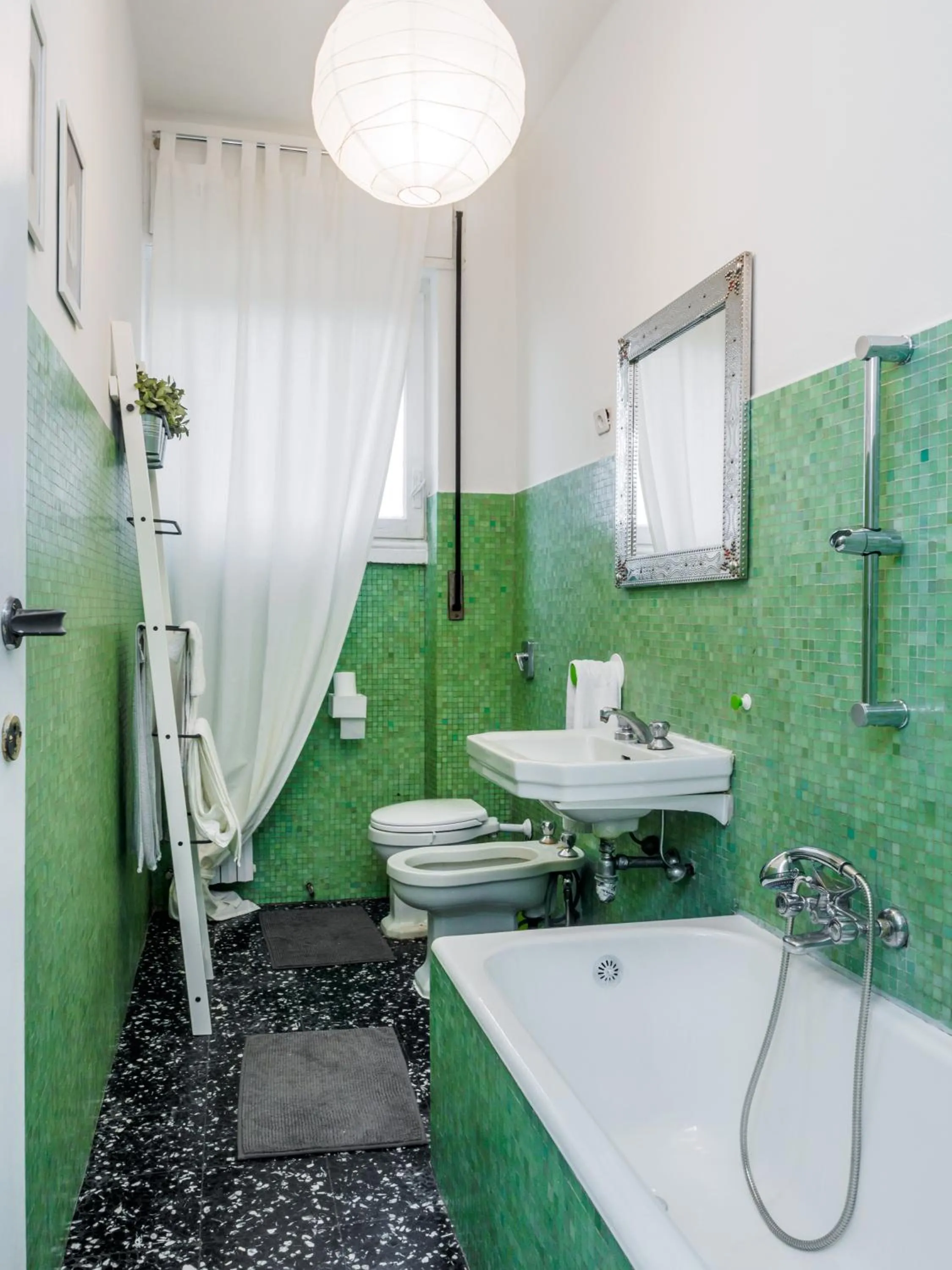 Bathroom in Enjoy Apartment Gorla