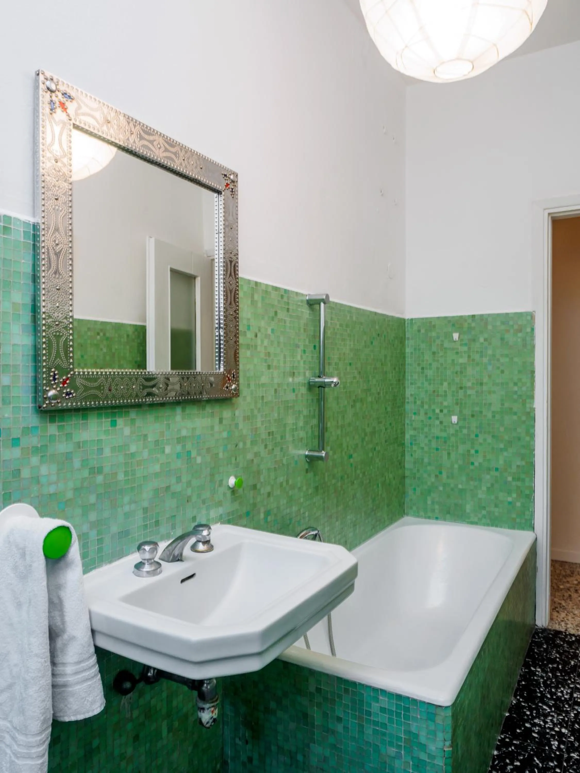 Bathroom in Enjoy Apartment Gorla