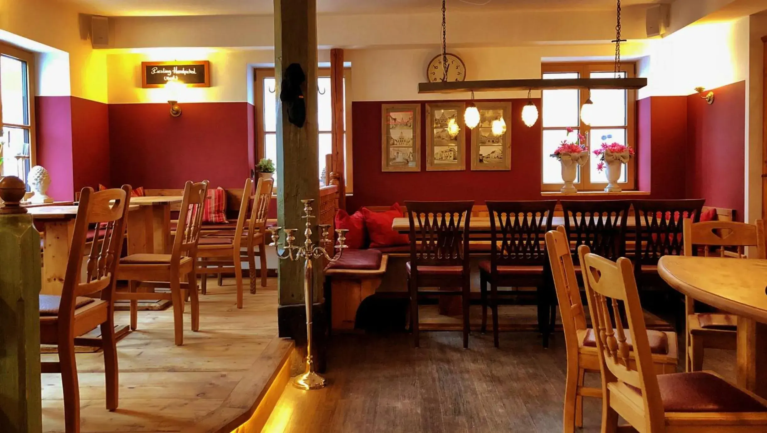 Restaurant/places to eat in Stadthotel Kachelofen Restaurant/places to eat in Stadthotel Kachelofen