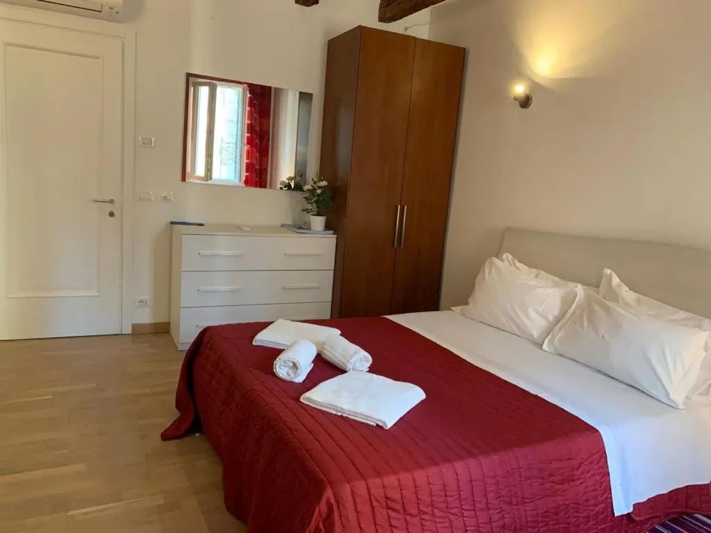 Triple Room with Balcony in San Marco Romantic Views