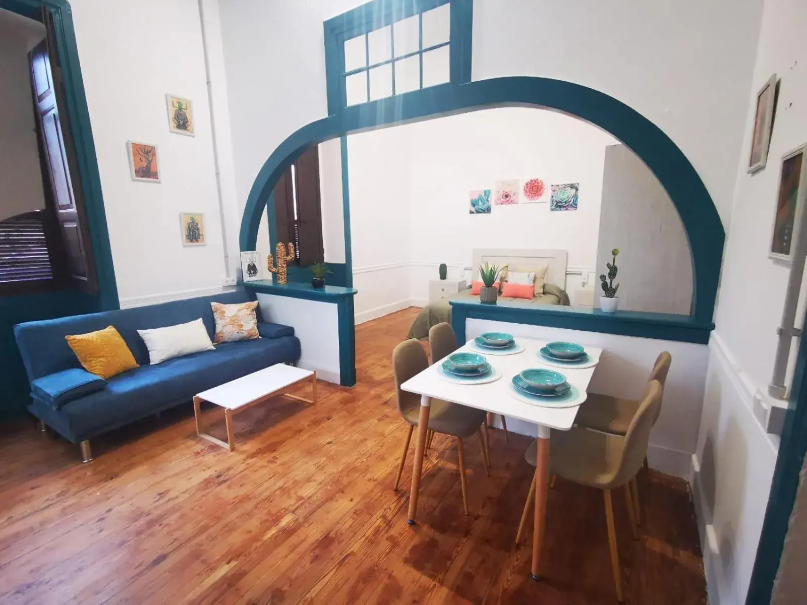 Deluxe Double Room in Atlantis Surf Hostel Deluxe Double Room in Atlantis Surf Hostel