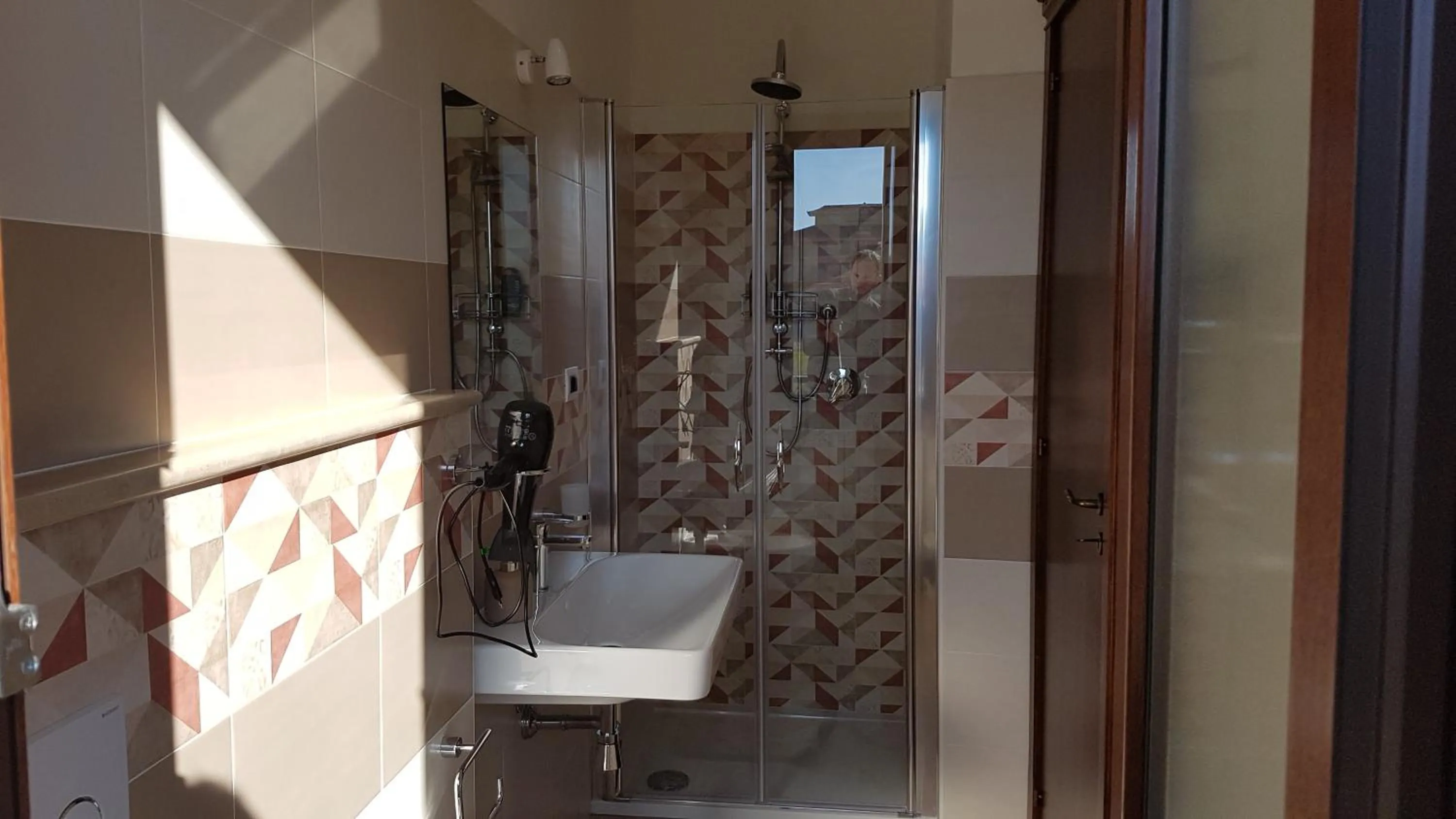 Shower in B&B Villa Eleonora Tropea