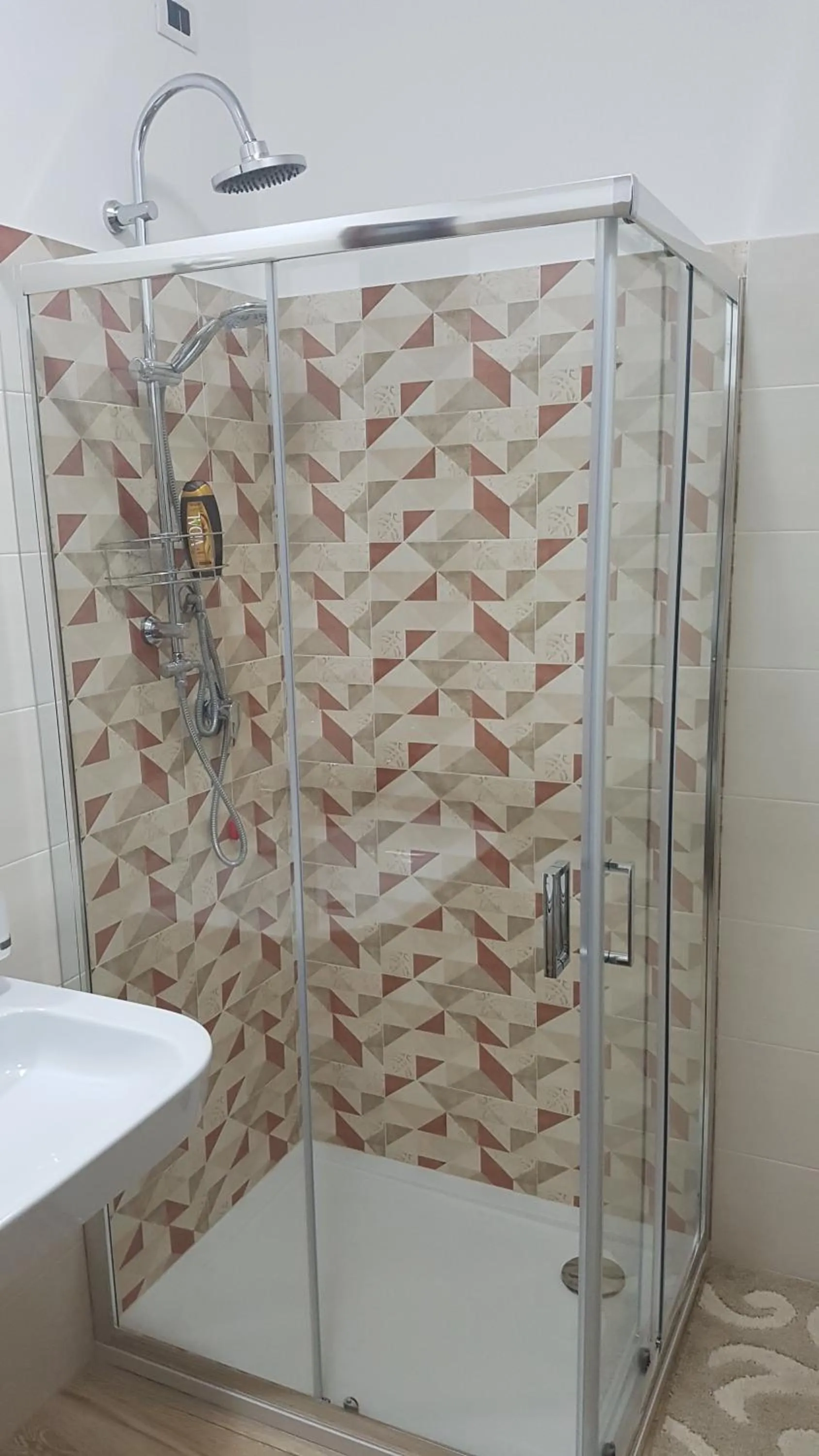 Shower in B&B Villa Eleonora Tropea