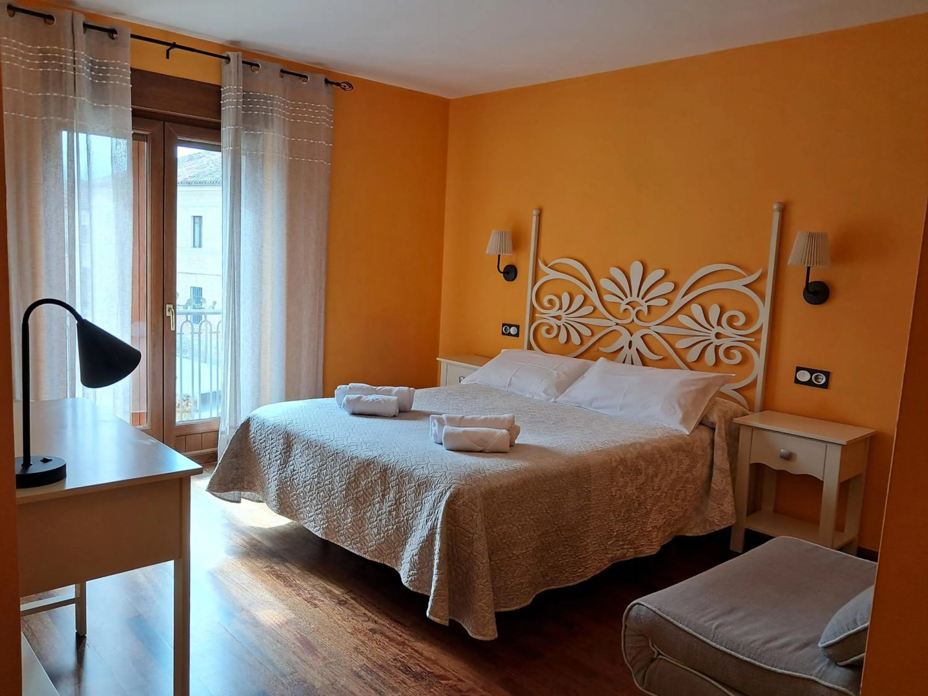 Bed in Hostal plaza mayor carrión de los condes