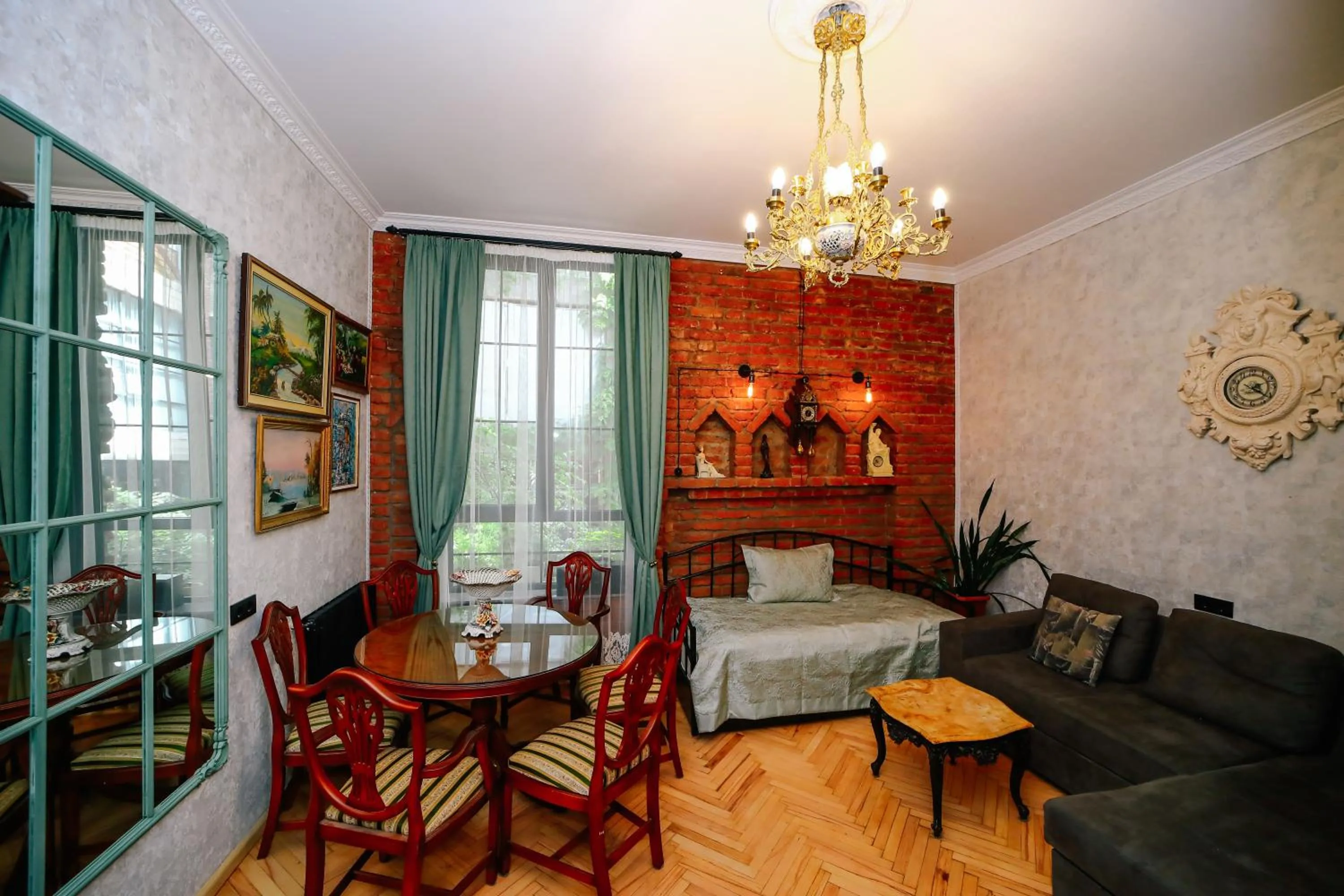 Deluxe Suite - single occupancy in Old Vera