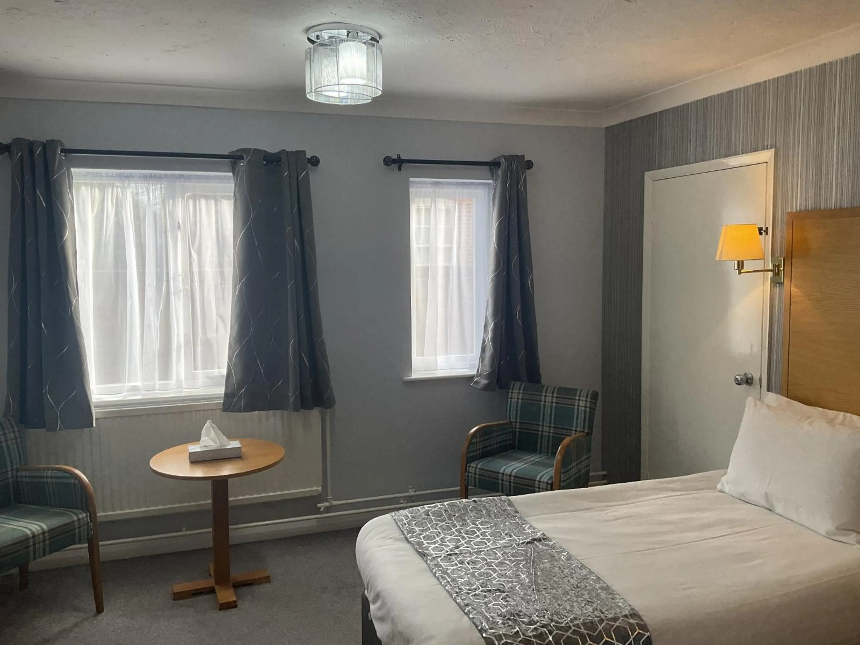 Bedroom, Bed in Dolphin Hotel St Ives