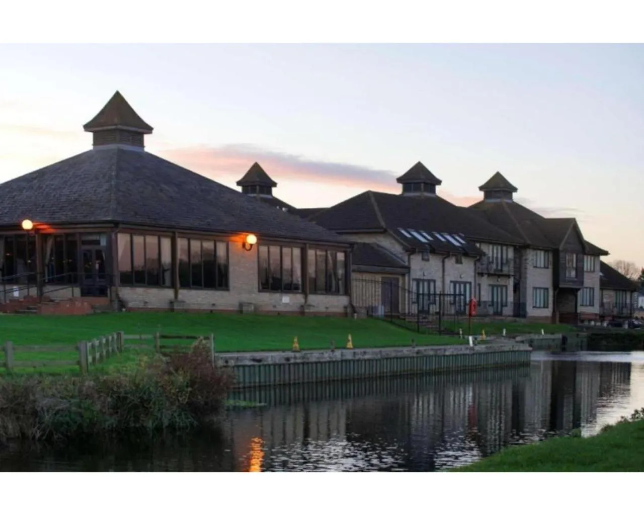 Property building in Dolphin Hotel St Ives