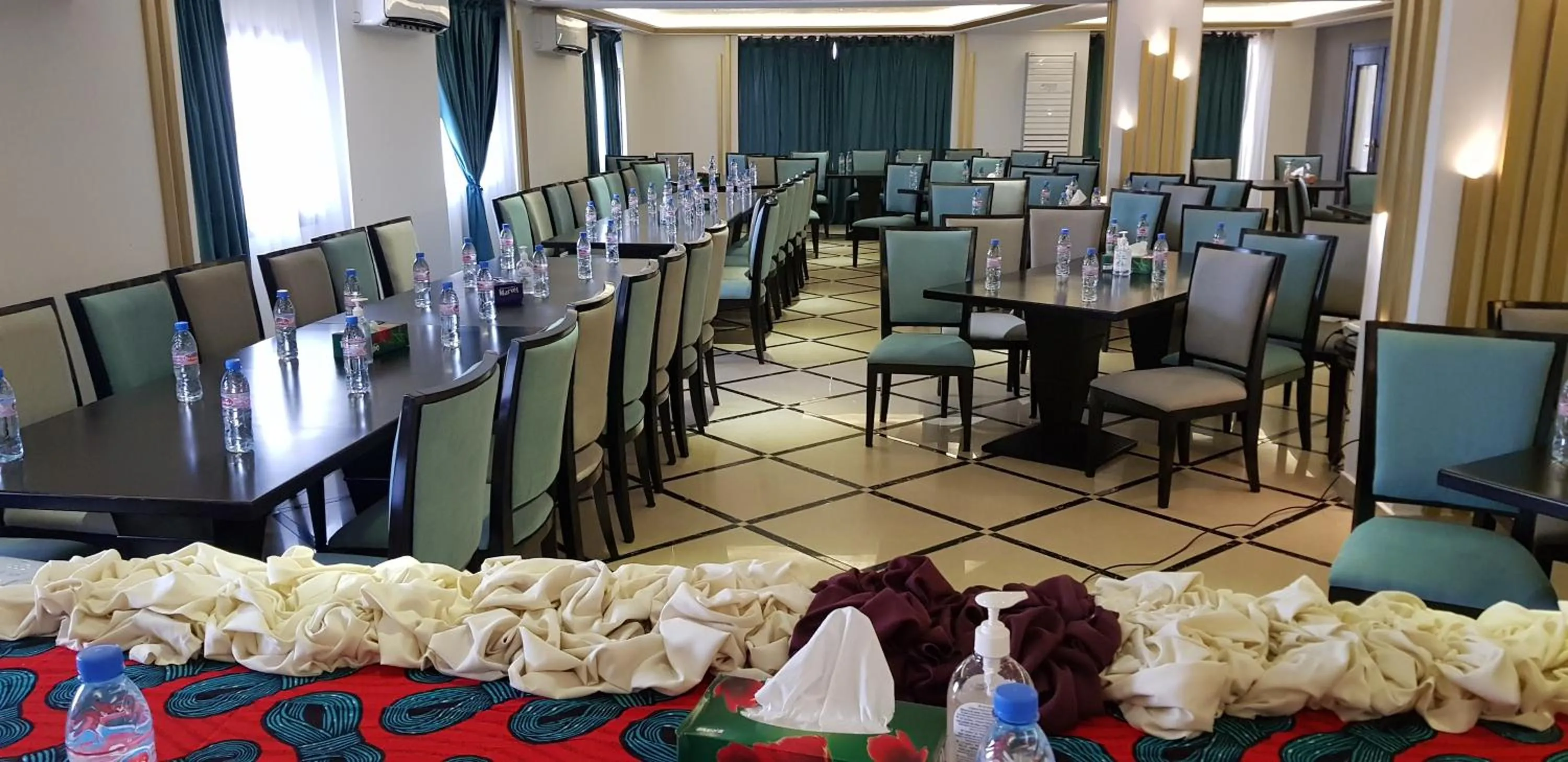 Meeting/conference room in Boulevard Palace Hotel