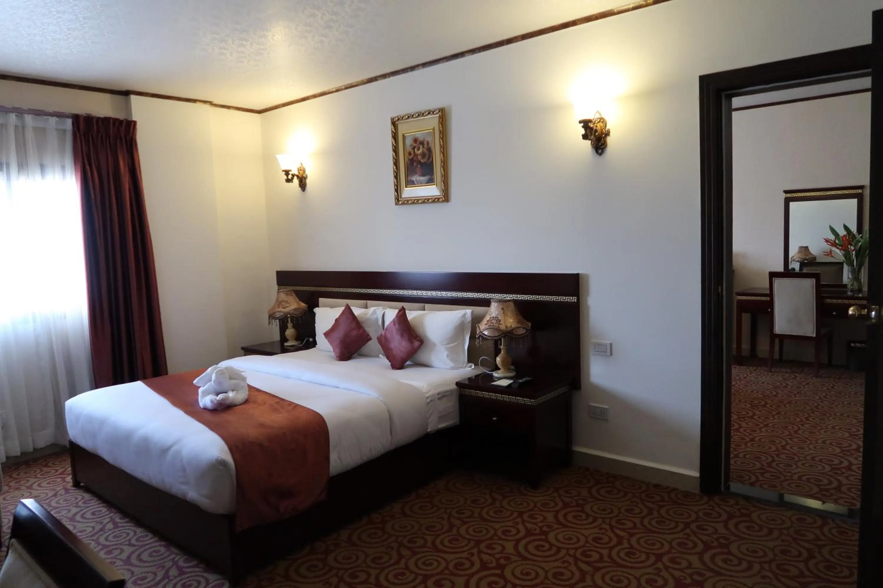 Bedroom, Bed in Boulevard Palace Hotel