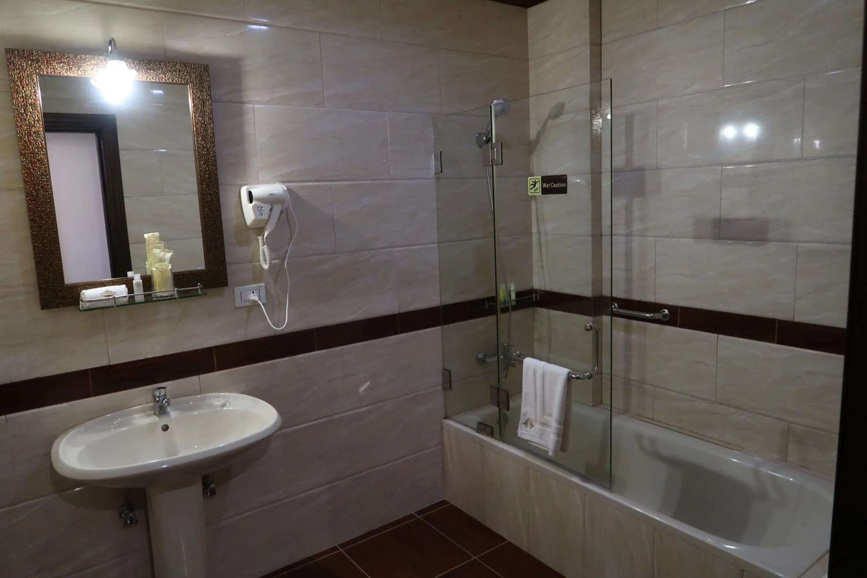 Bathroom in Boulevard Palace Hotel
