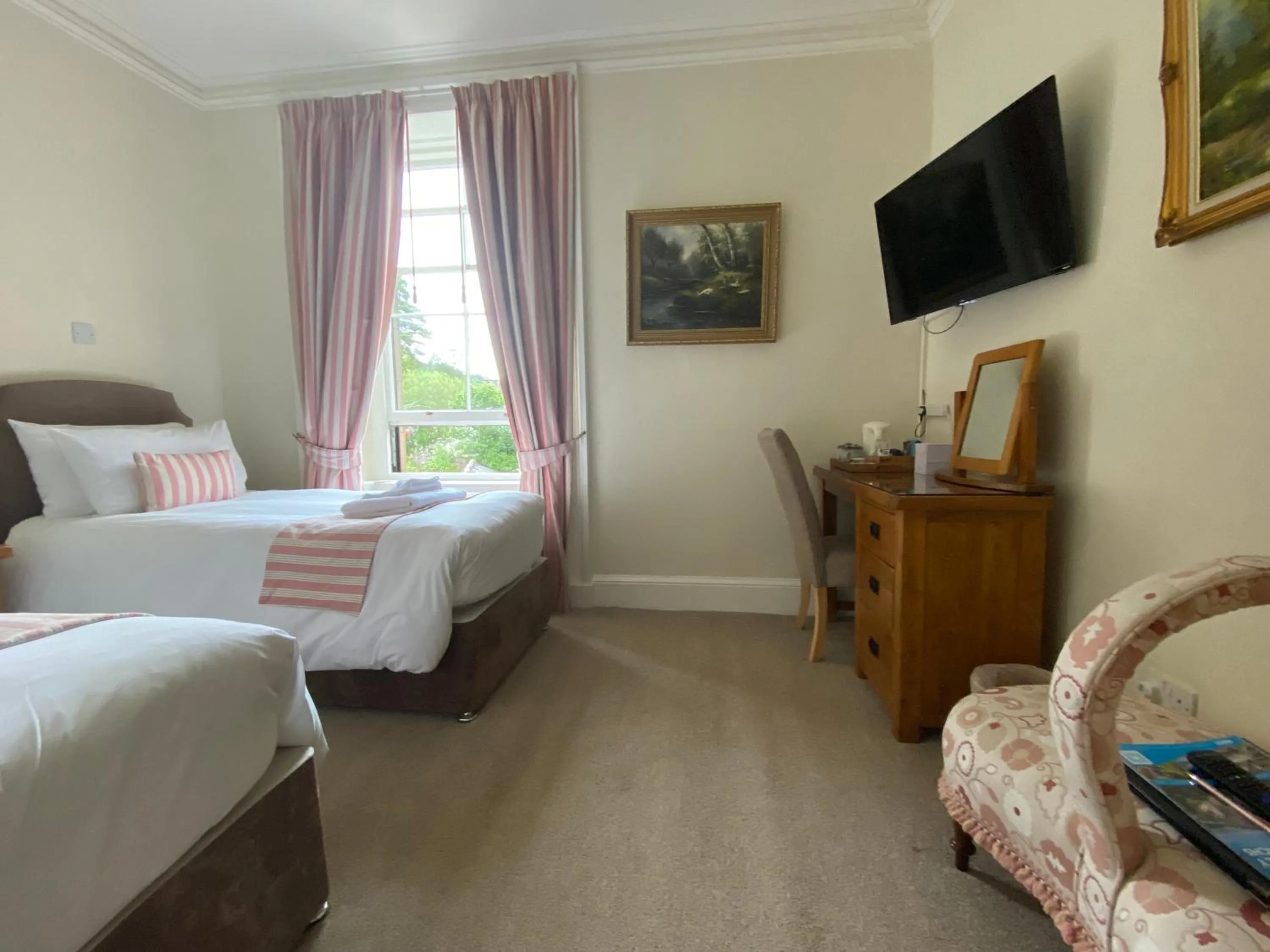 Bed in Lubnaig Guest House