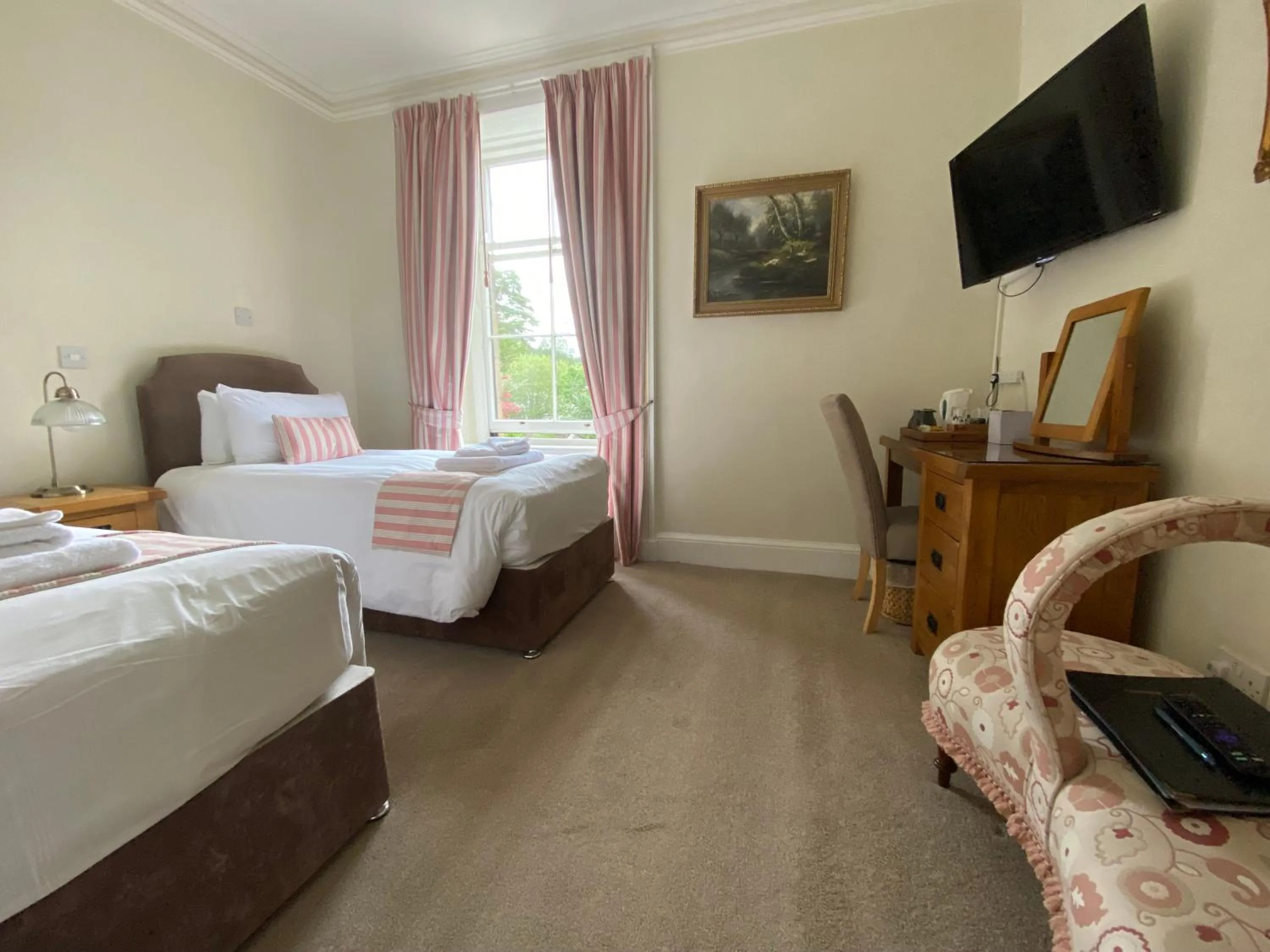 Bed in Lubnaig Guest House