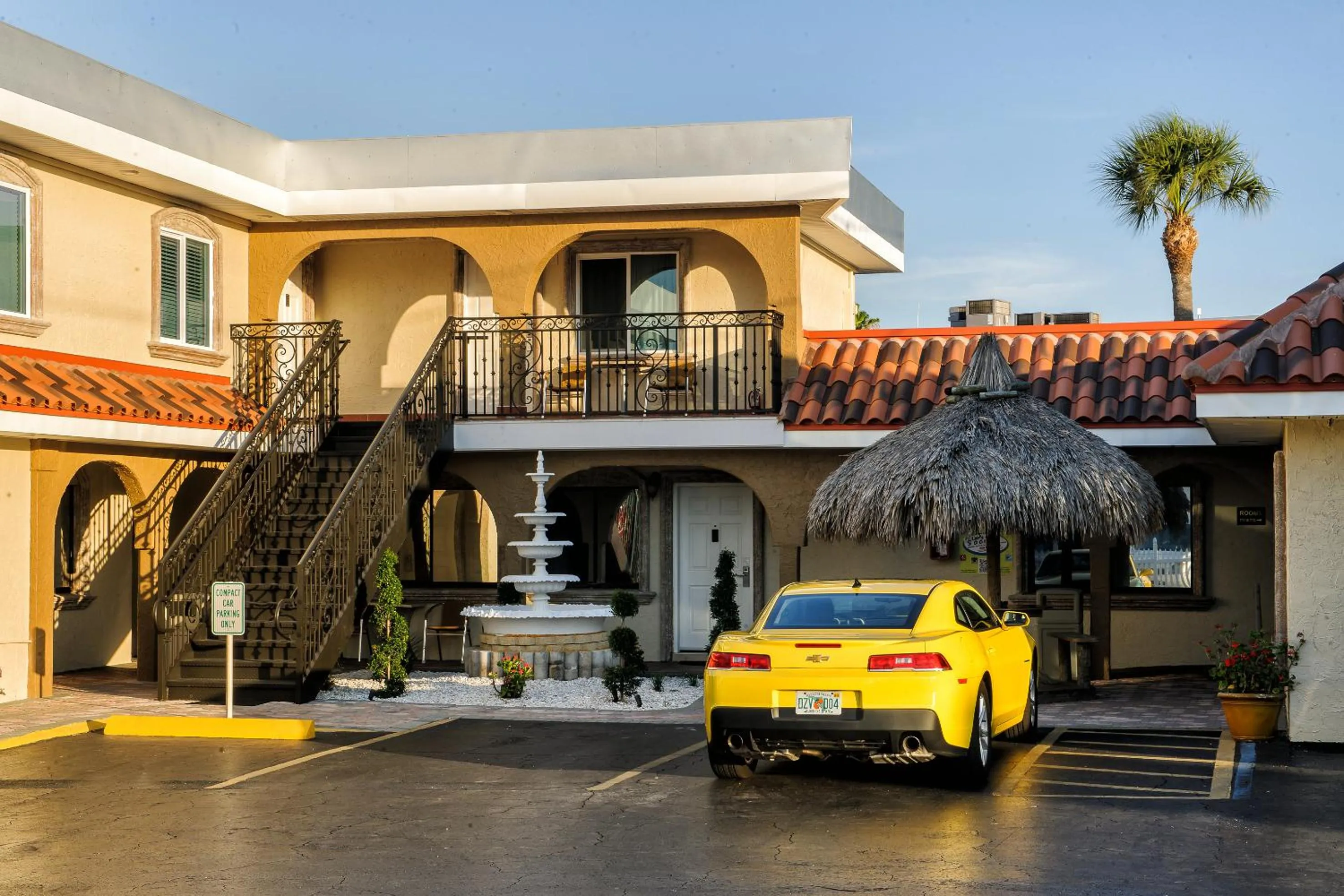 Property building in Bayview Plaza Waterfront Resort