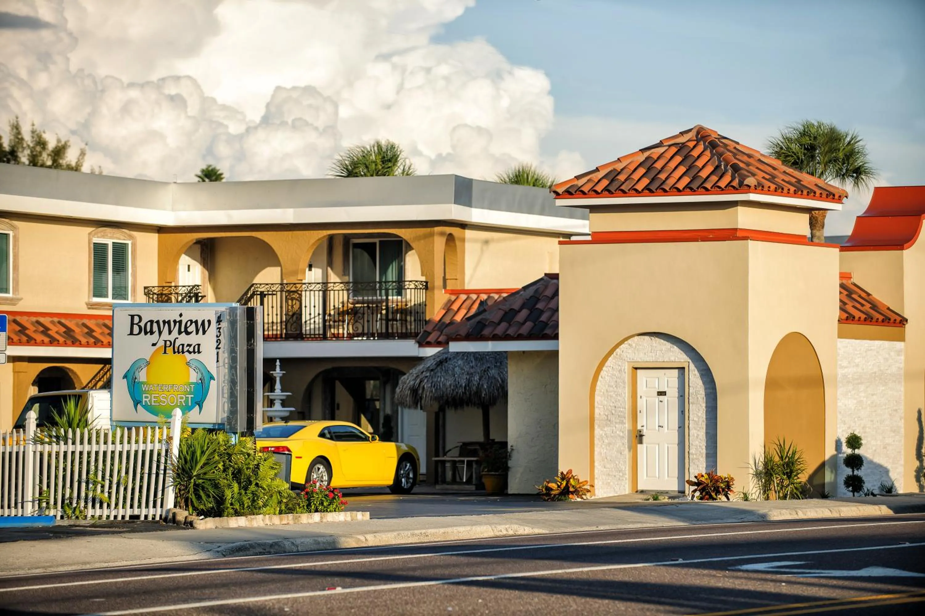 Property building in Bayview Plaza Waterfront Resort