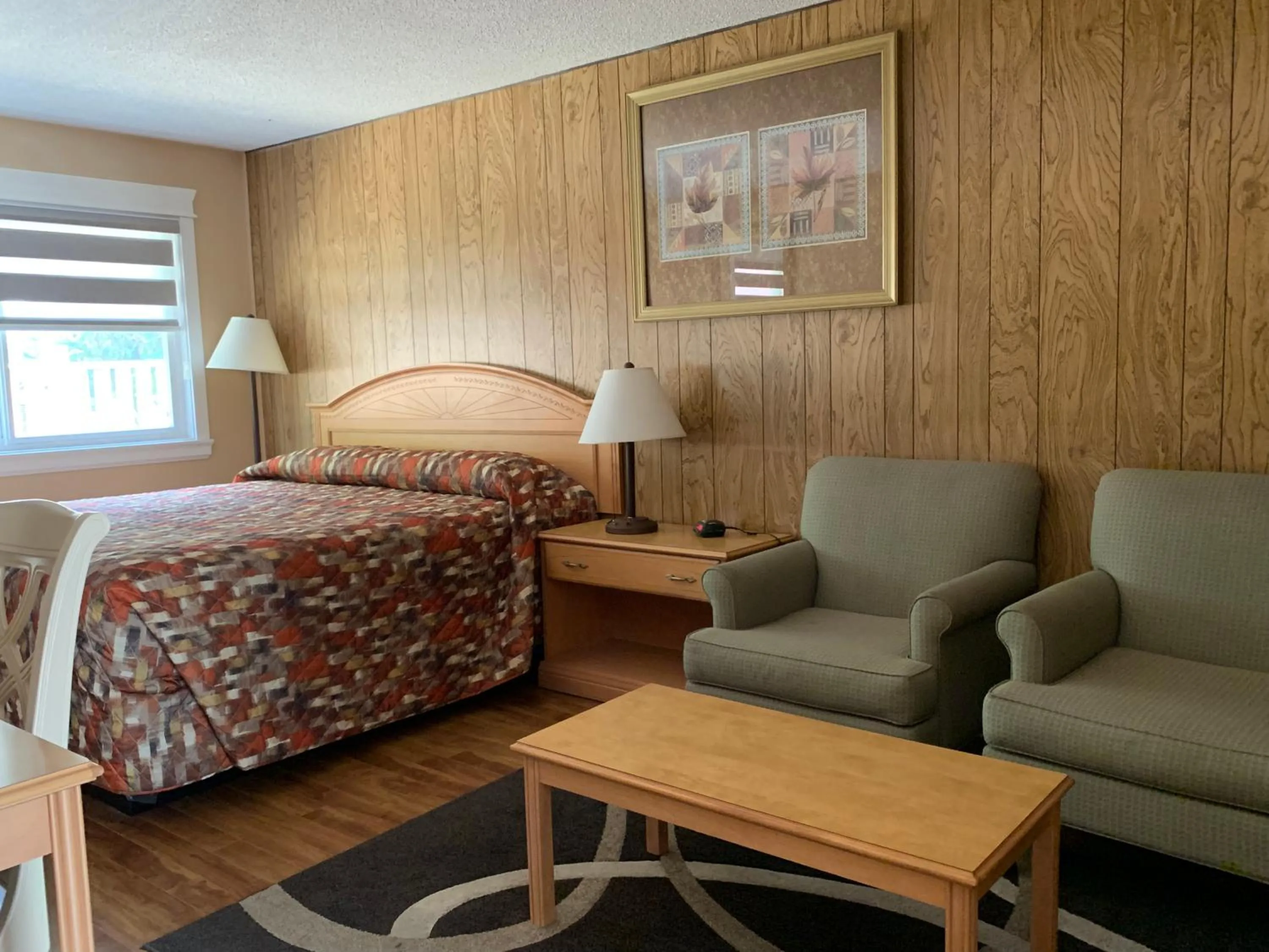 Bed in Green View Motel and RV Park