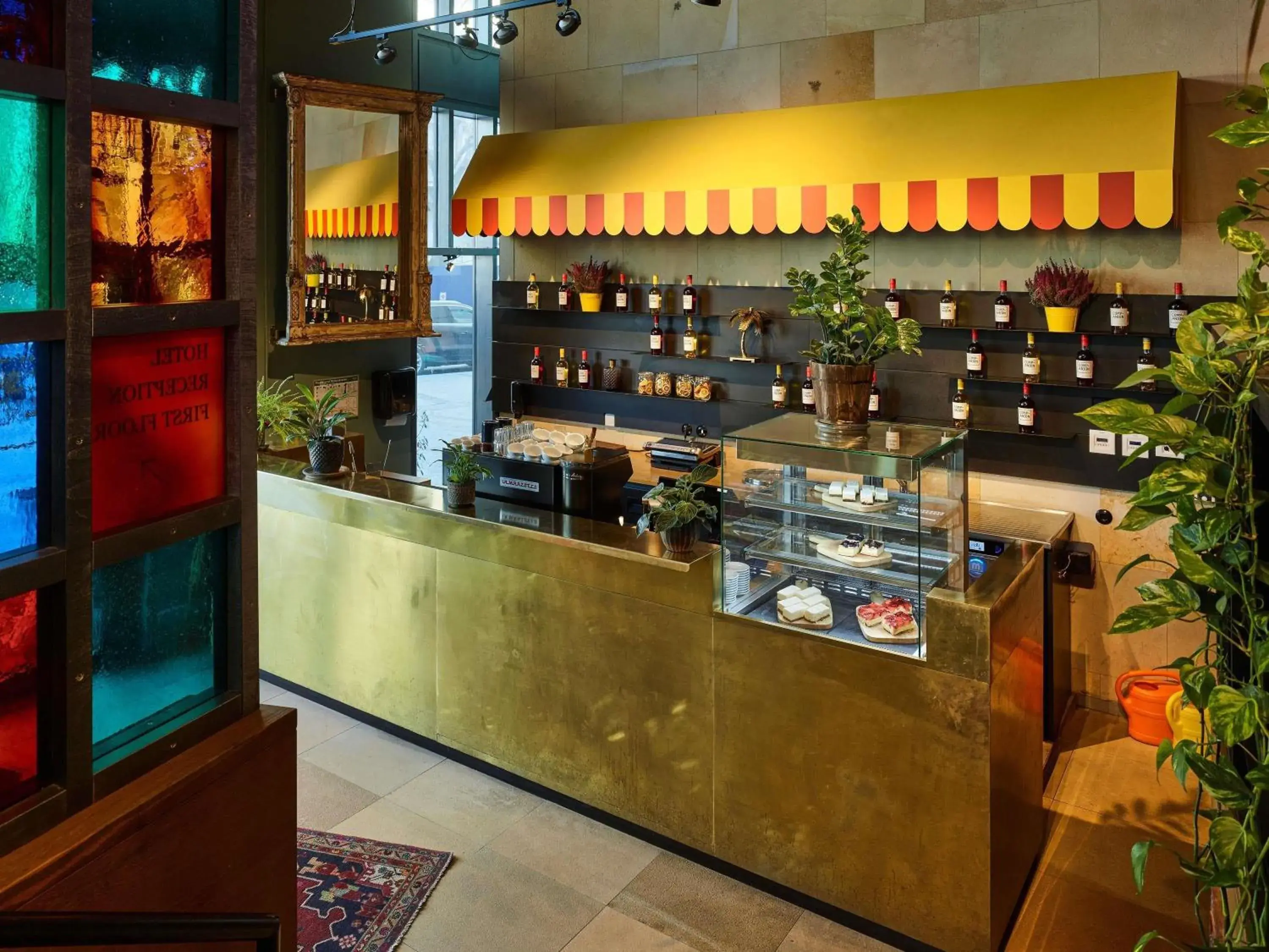 Lounge or bar in 25hours Hotel The Royal Bavarian Lounge or bar in 25hours Hotel The Royal Bavarian