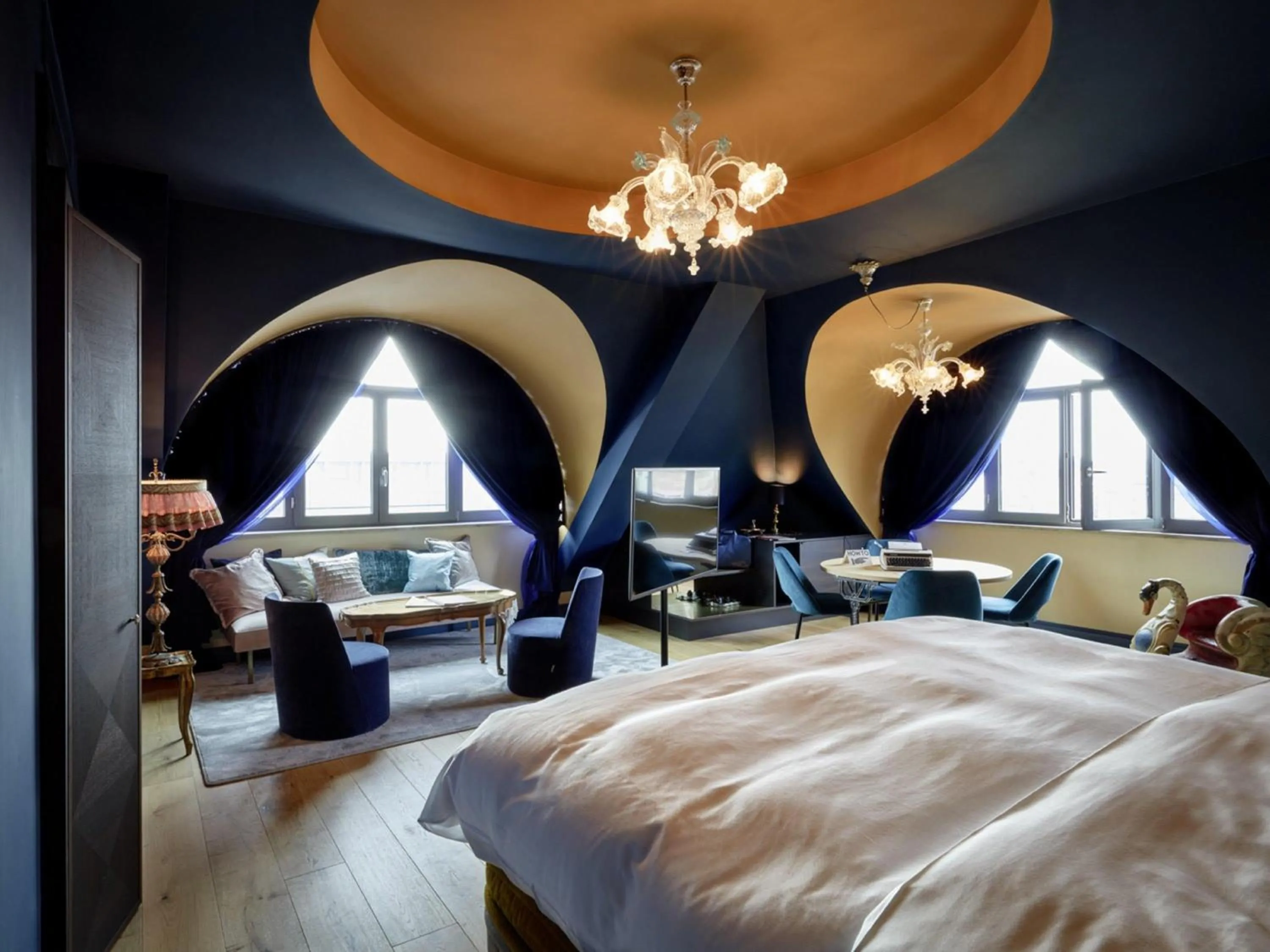 Bedroom, Bed in 25hours Hotel The Royal Bavarian