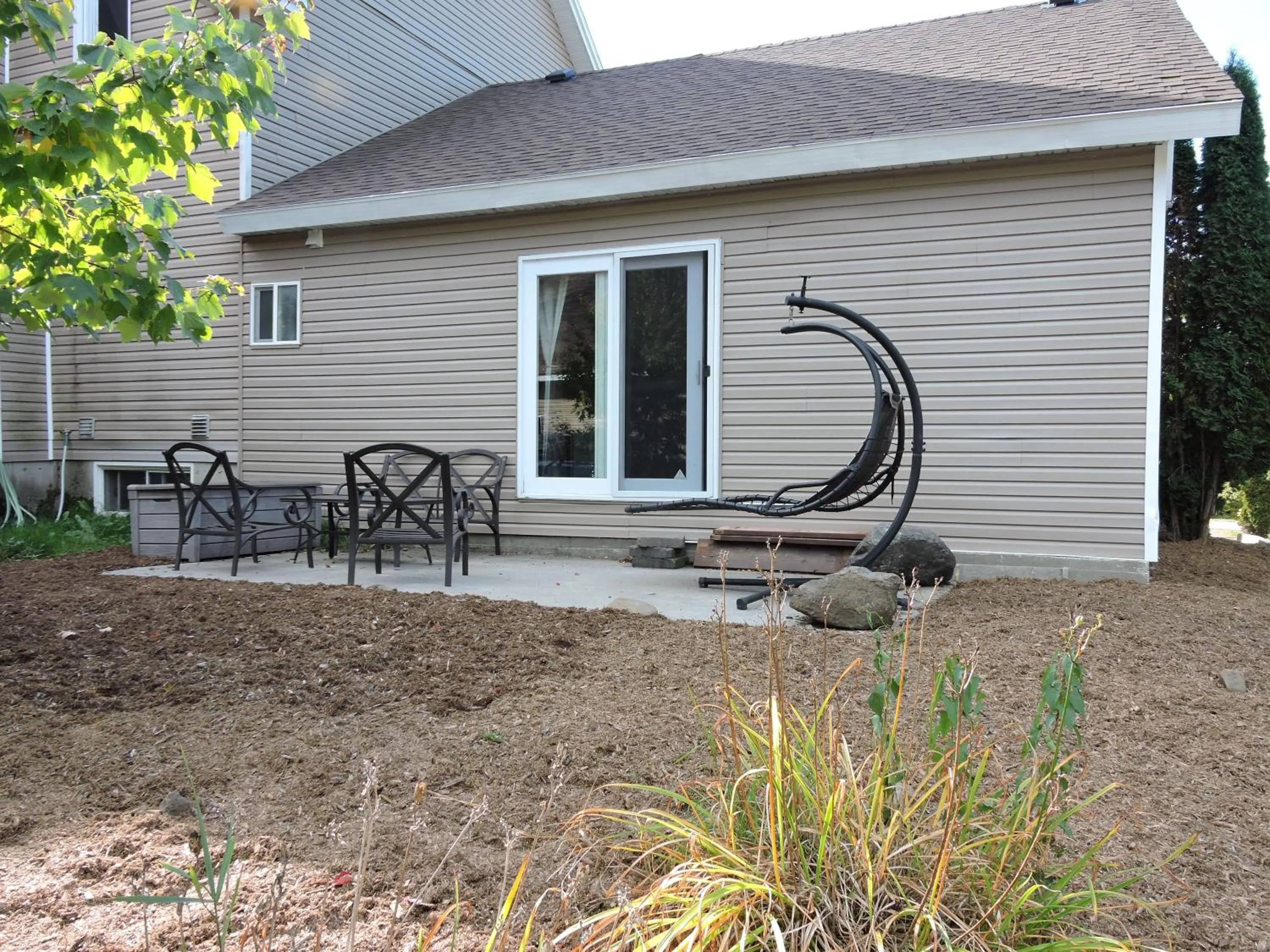 Garden view in Gite Passion et Tendresse B&B