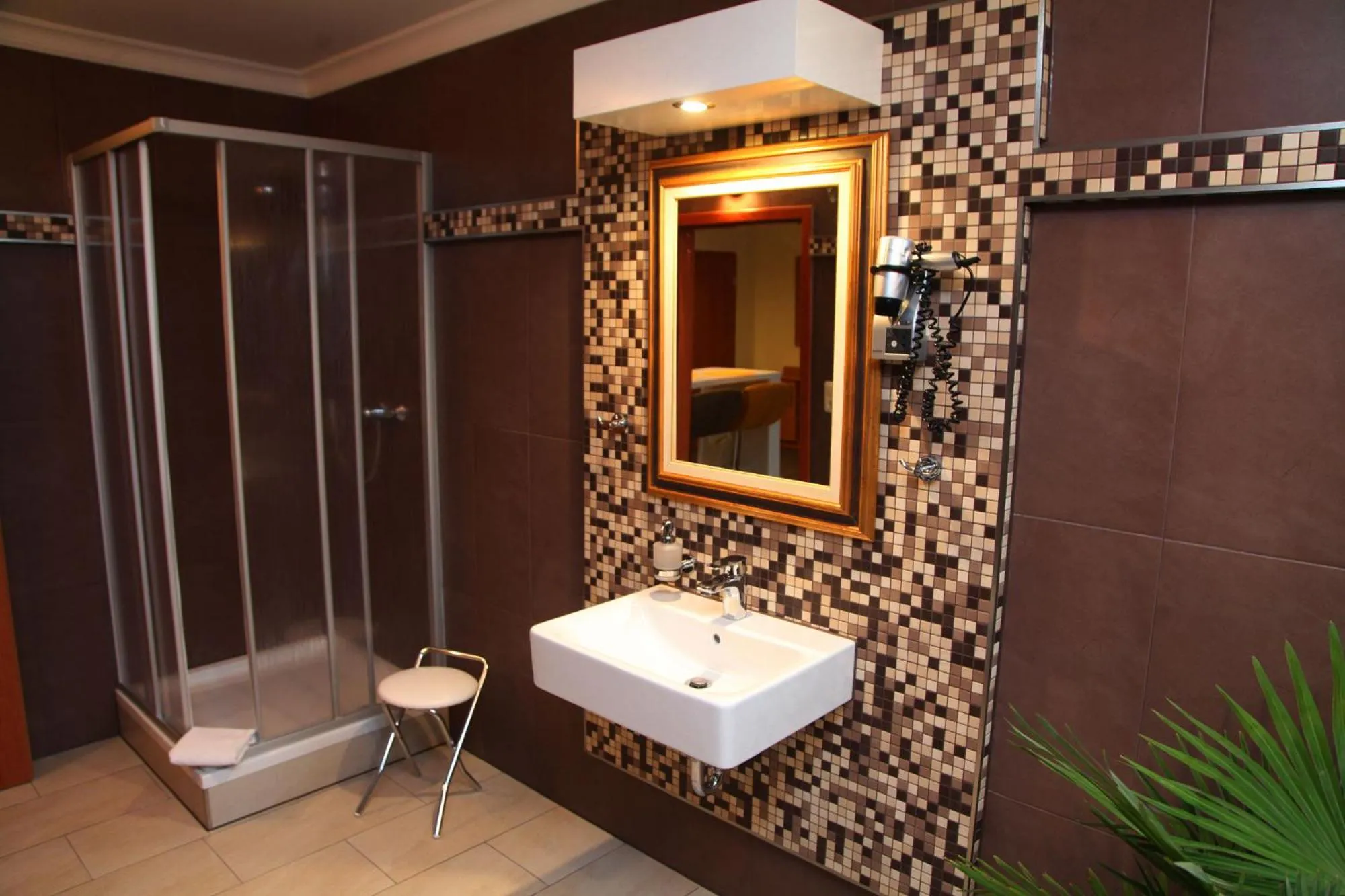 Bathroom in my CITY HOTEL