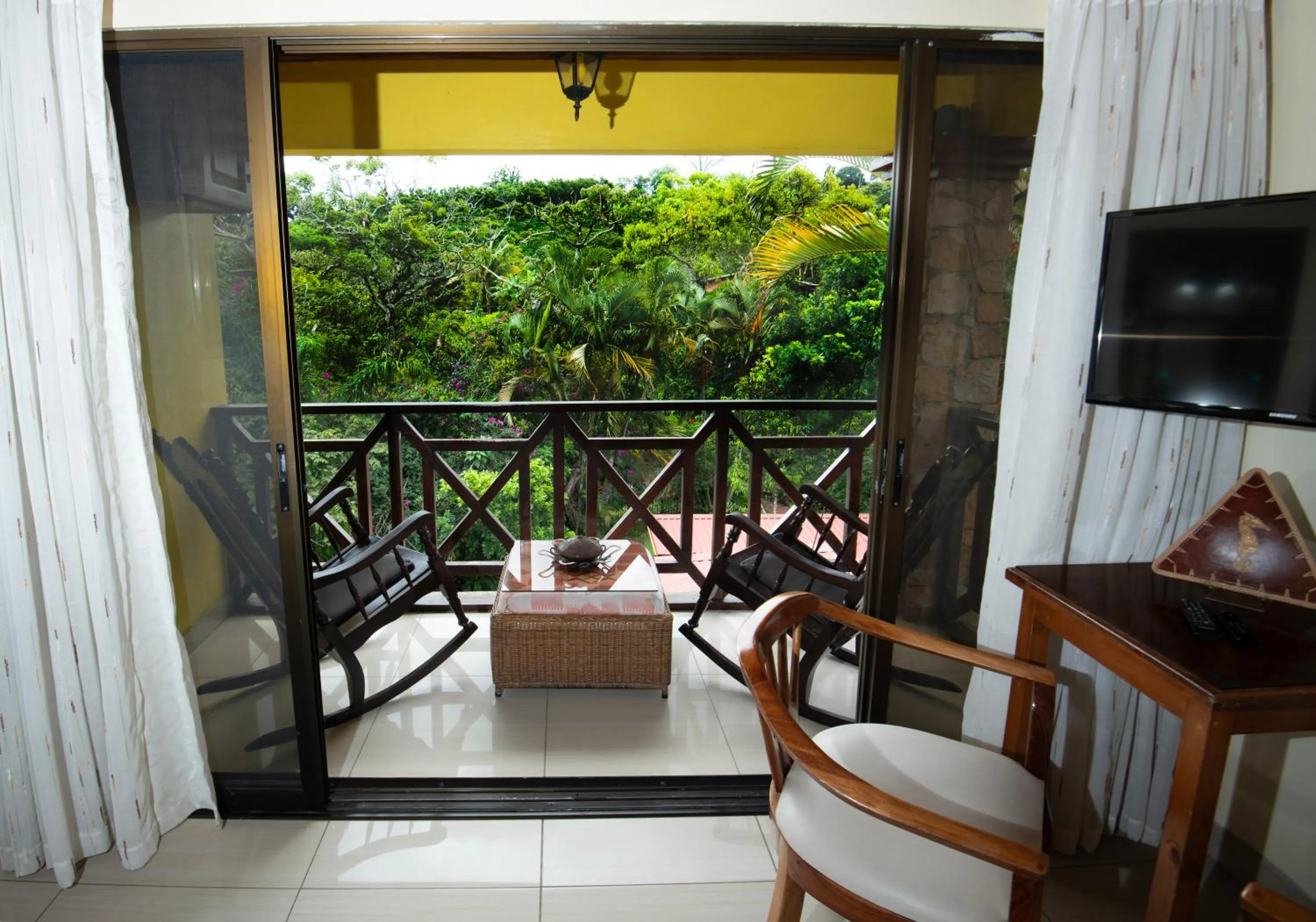 La Terraza Guest House B&B