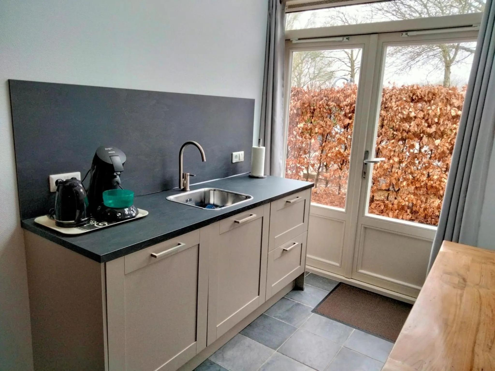 Kitchen or kitchenette in B&B Veers Buuten