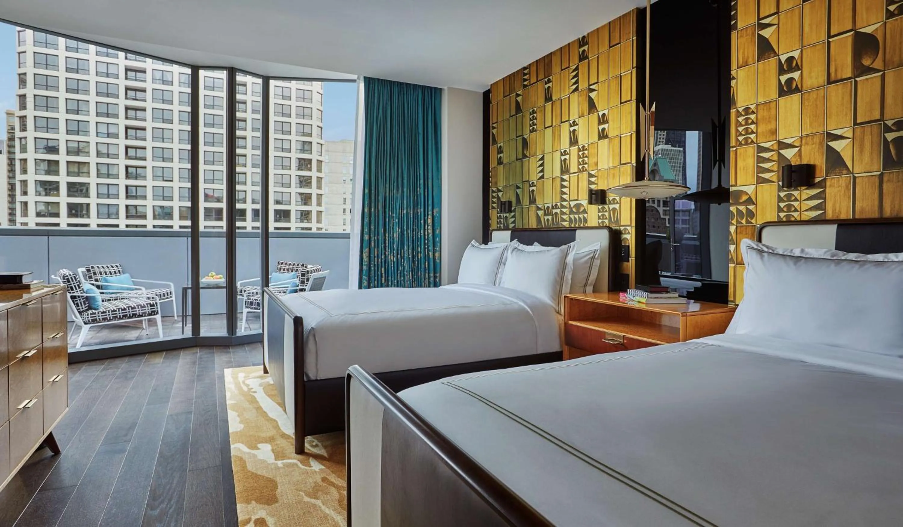 Photo of the whole room, Bed in Viceroy Chicago