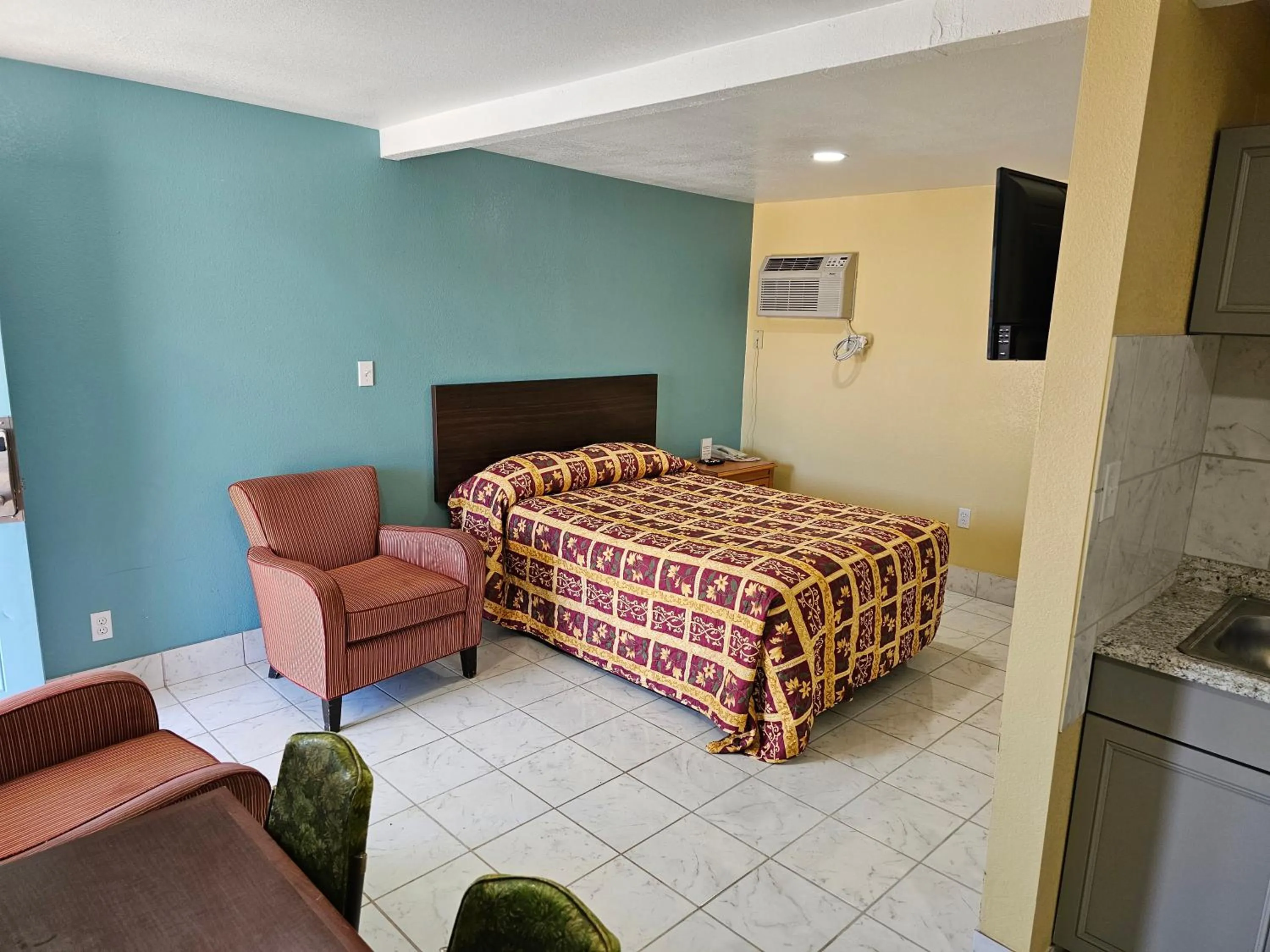 Westernaire Motel