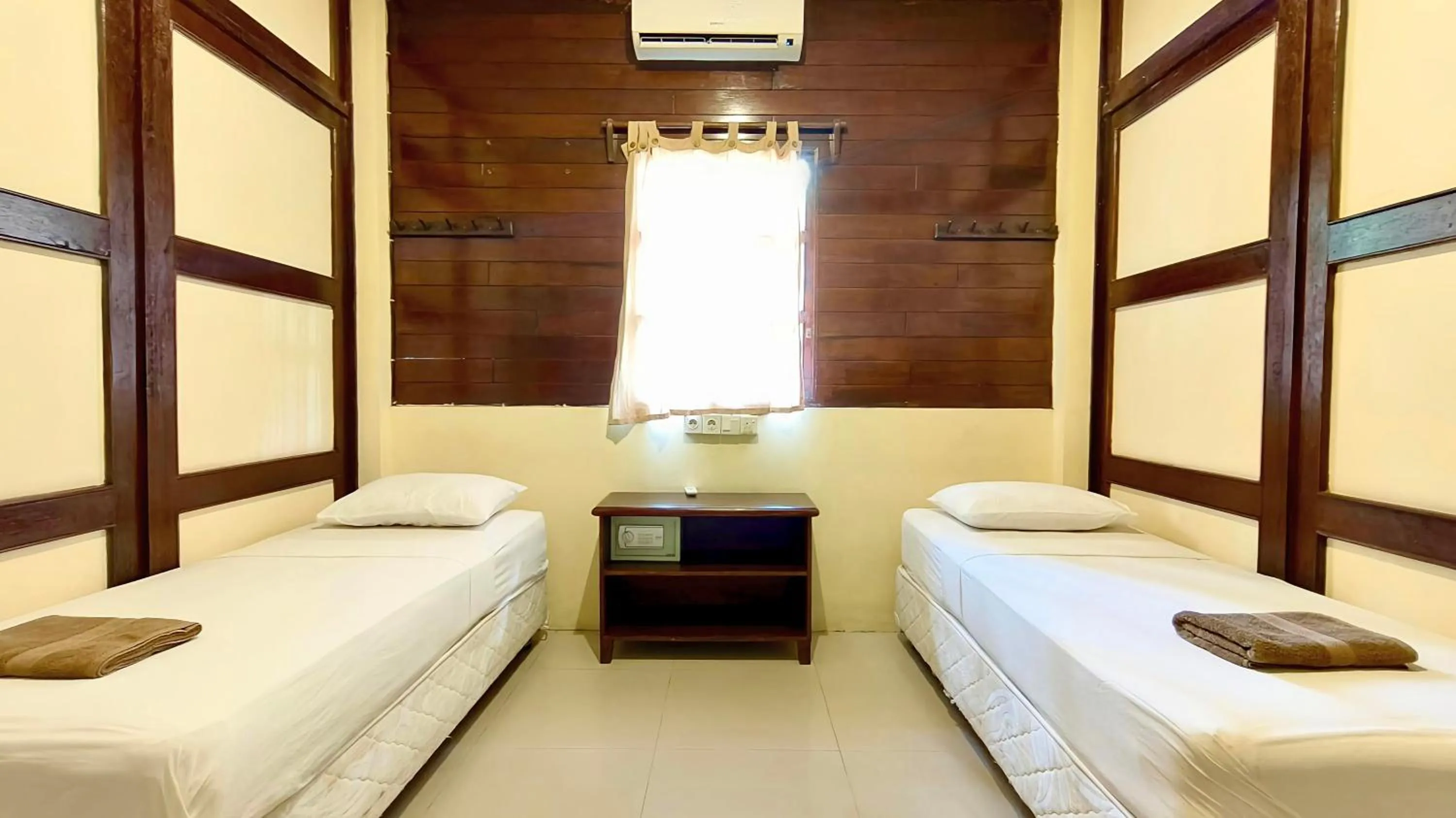 Photo of the whole room, Bed in Gili Buana Hostel & Backpackers Gili Air