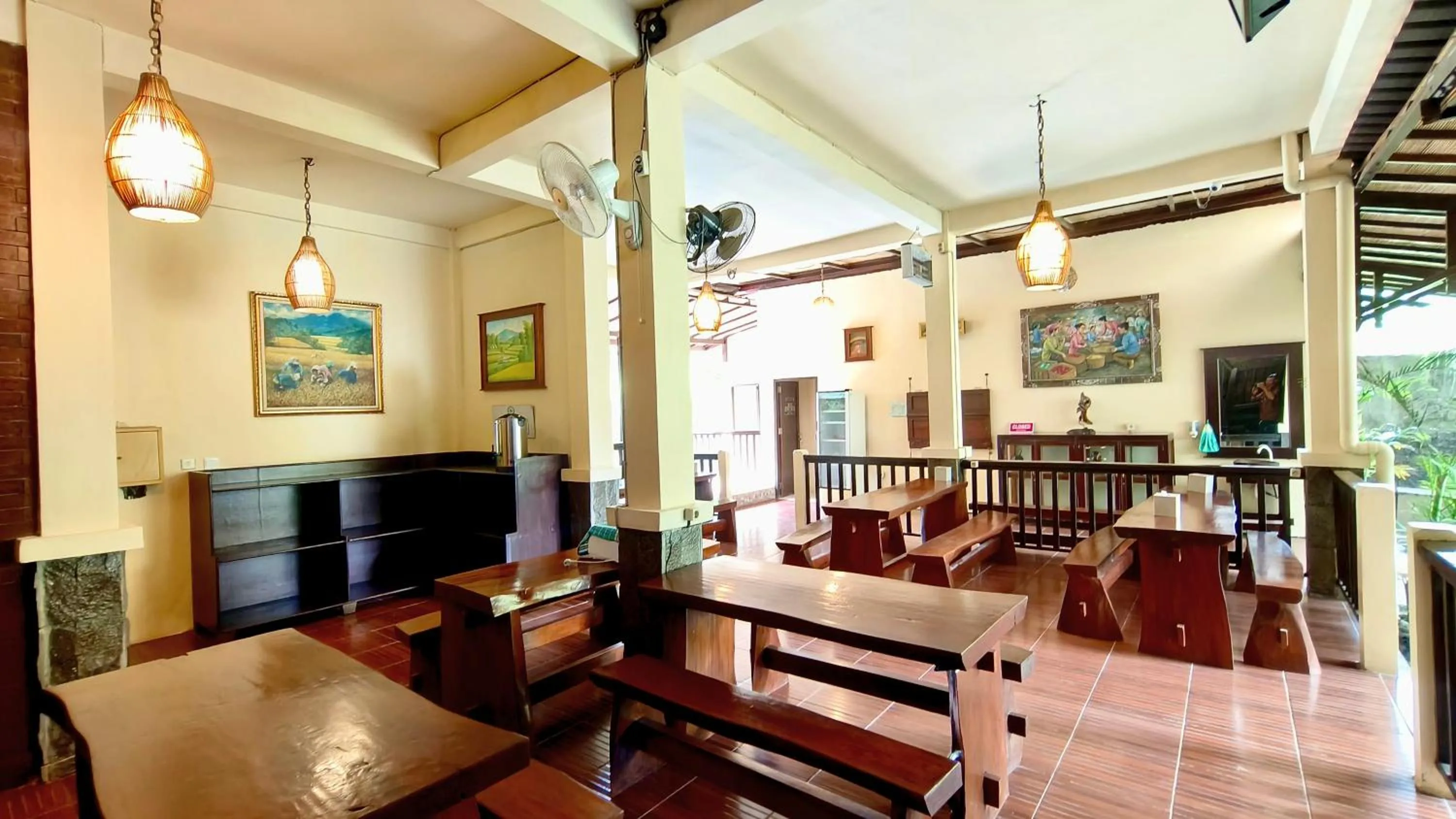 Restaurant/places to eat in Gili Buana Hostel & Backpackers Gili Air